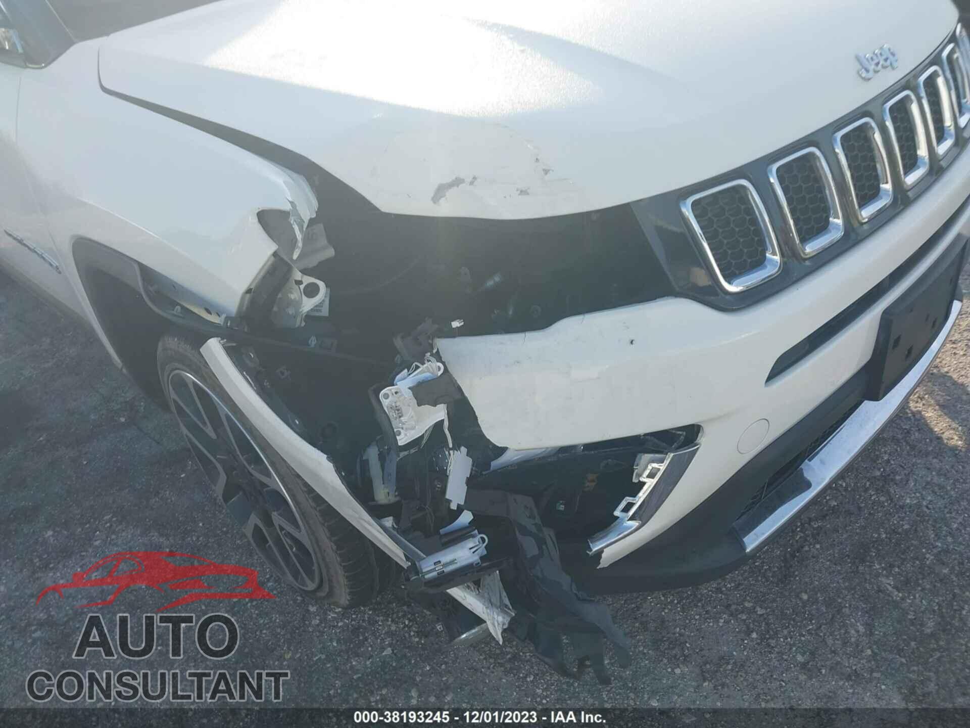 JEEP COMPASS 2018 - 3C4NJDCB3JT298359