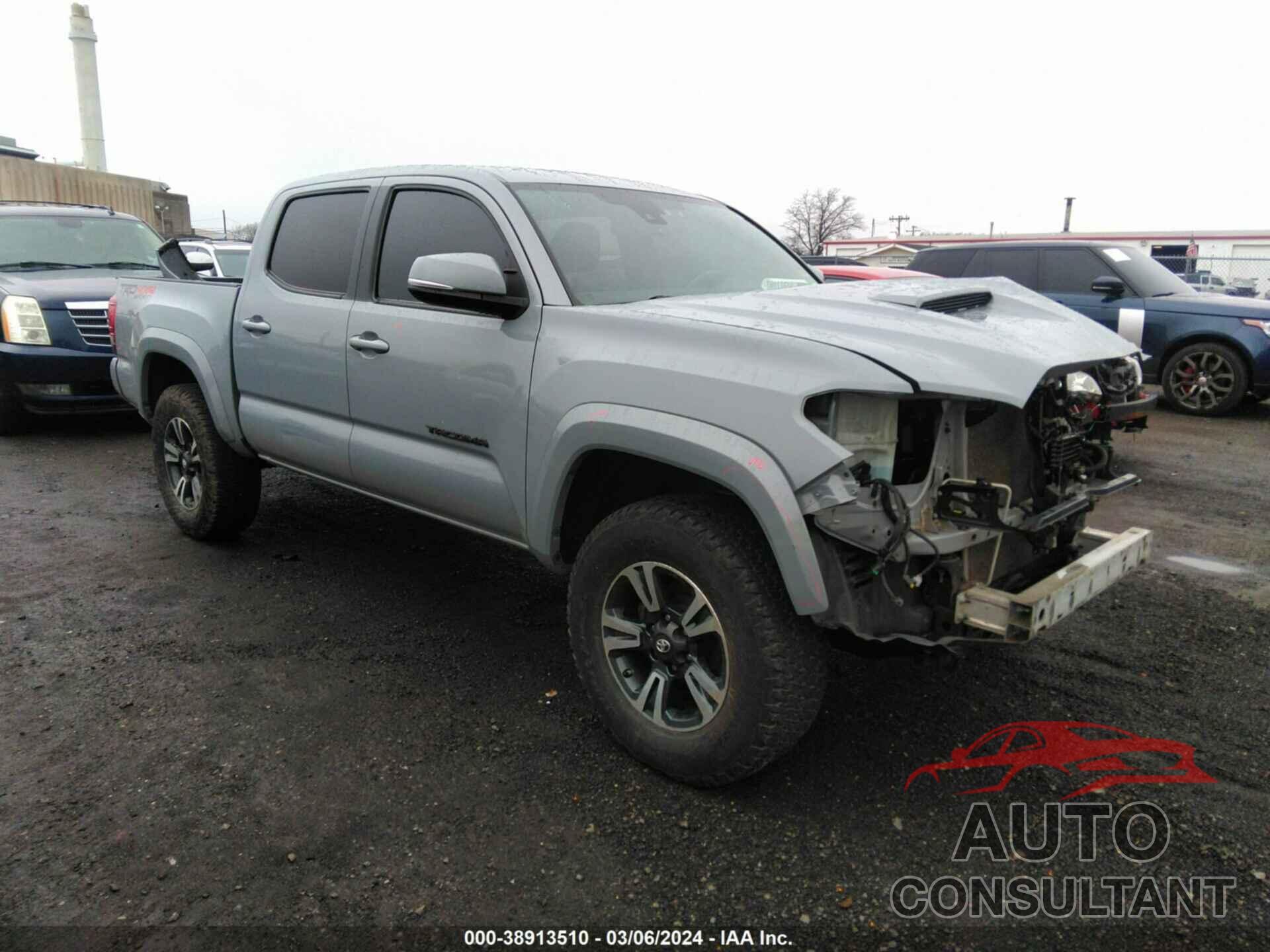 TOYOTA TACOMA 2018 - 5TFCZ5AN9JX126909