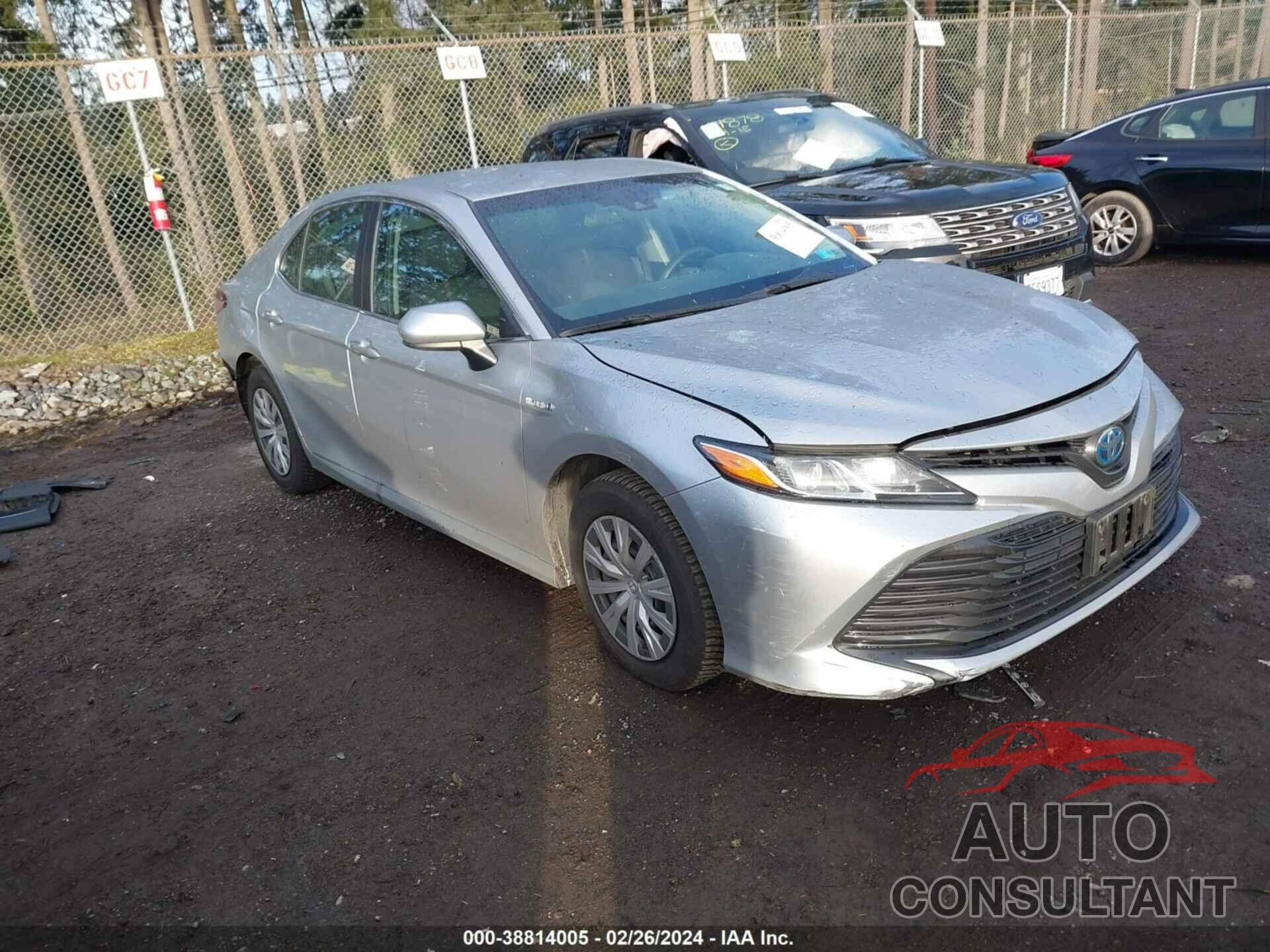 TOYOTA CAMRY 2018 - 4T1B31HK1JU502145