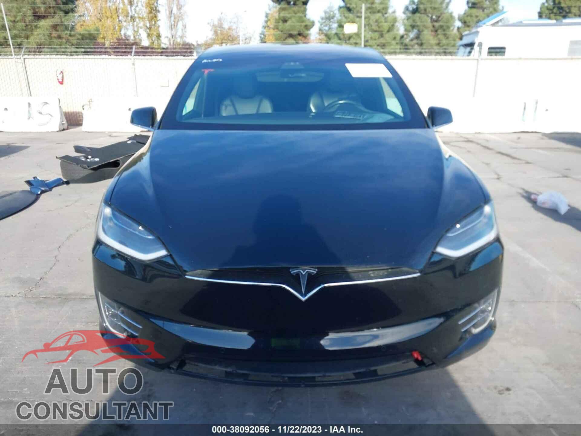 TESLA MODEL X 2017 - 5YJXCBE21HF055257