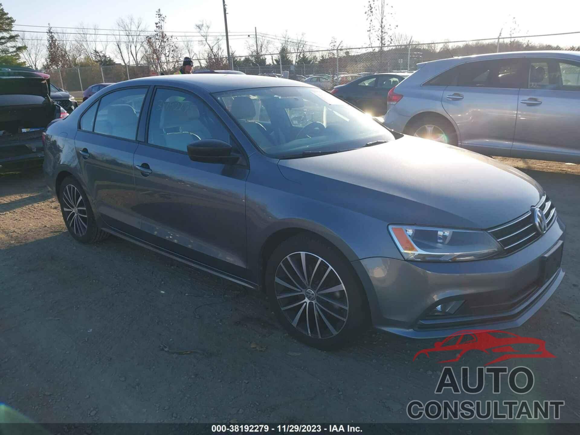 VOLKSWAGEN JETTA 2015 - 3VWD17AJ8FM221816