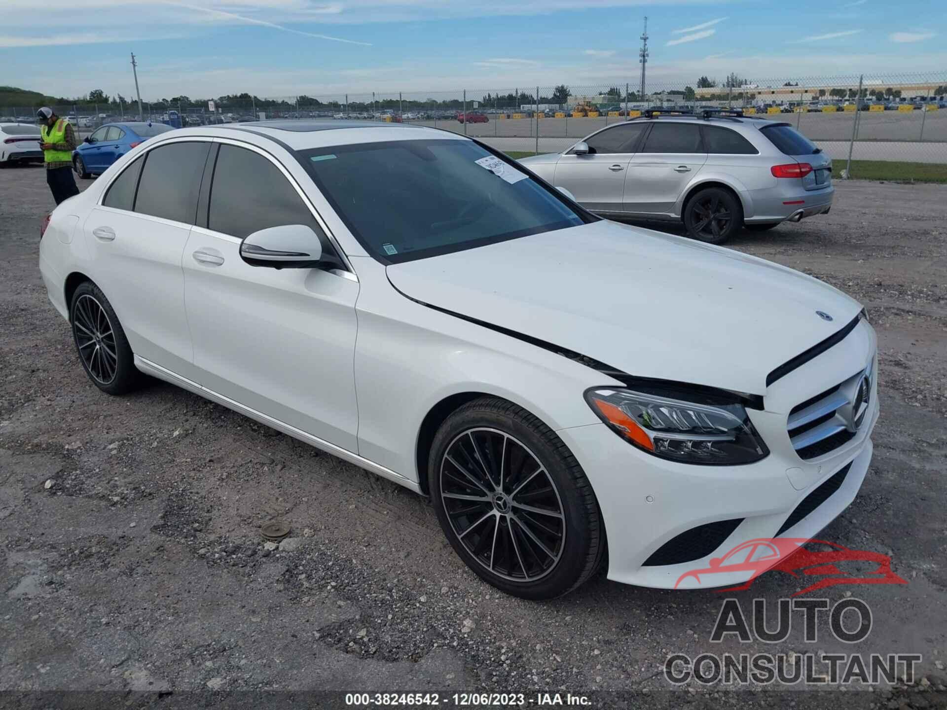 MERCEDES-BENZ C 300 2021 - W1KWF8DBXMR629484