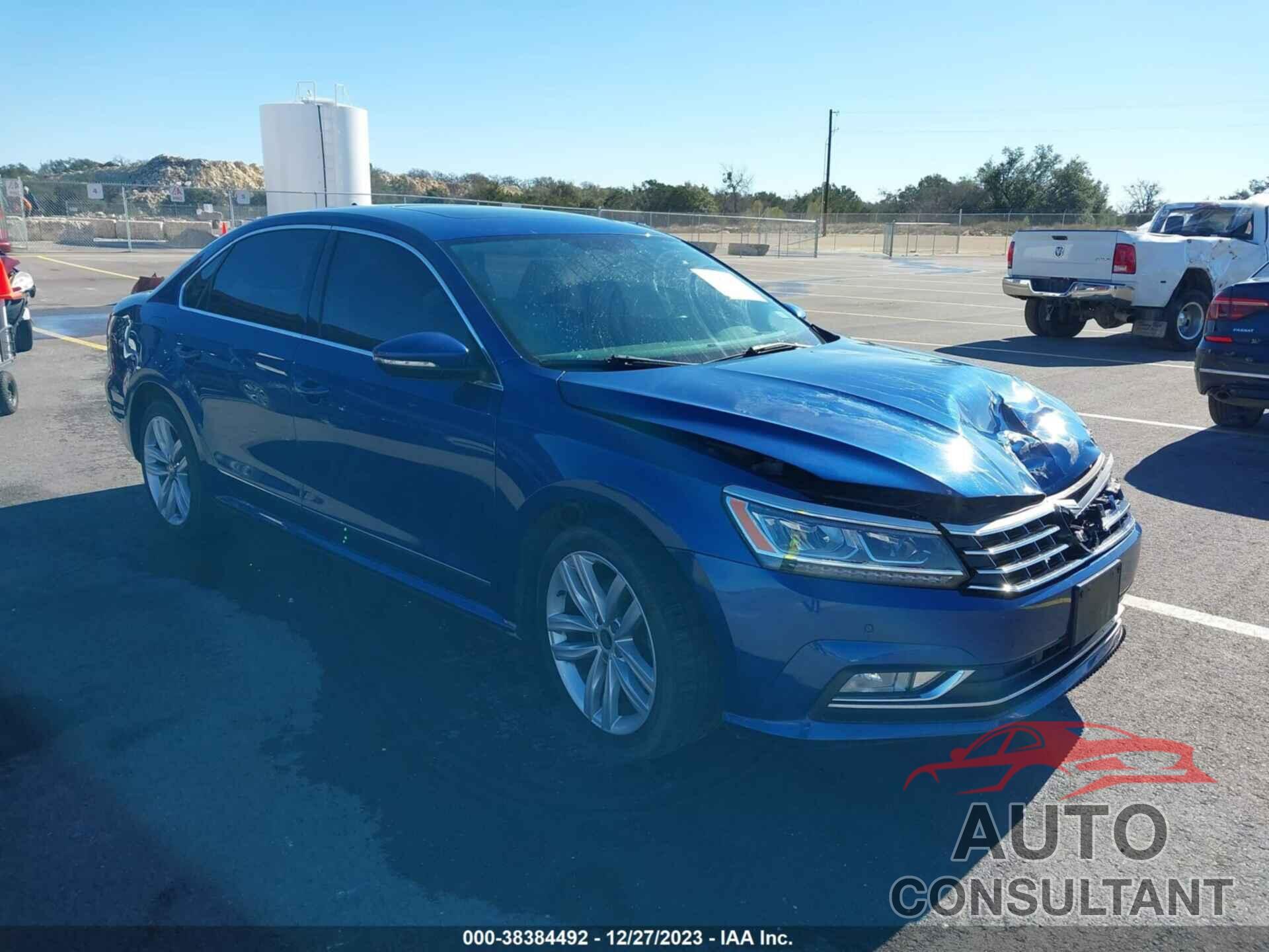 VOLKSWAGEN PASSAT 2017 - 1VWGT7A35HC050004
