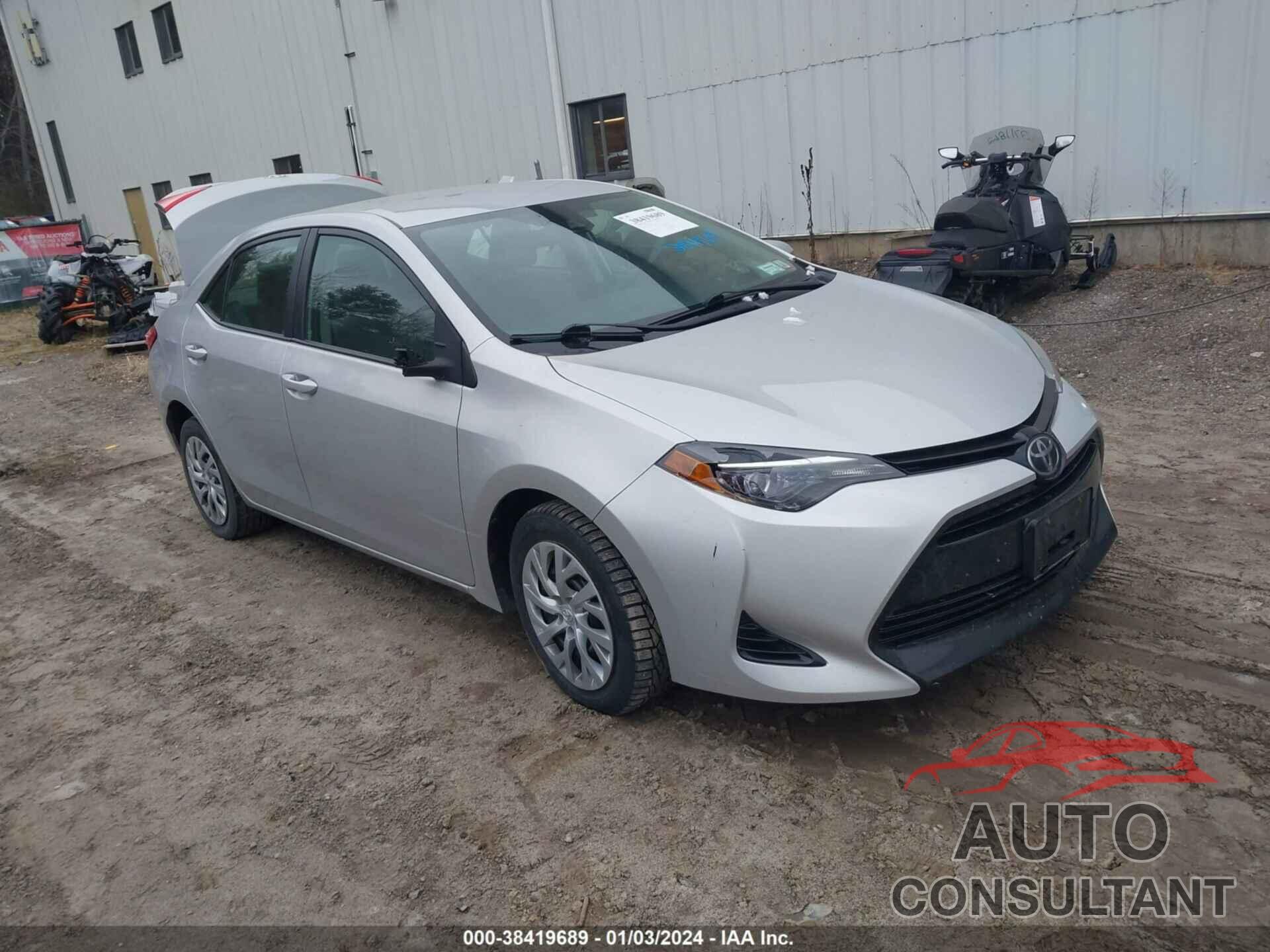 TOYOTA COROLLA 2018 - 2T1BURHE3JC980591