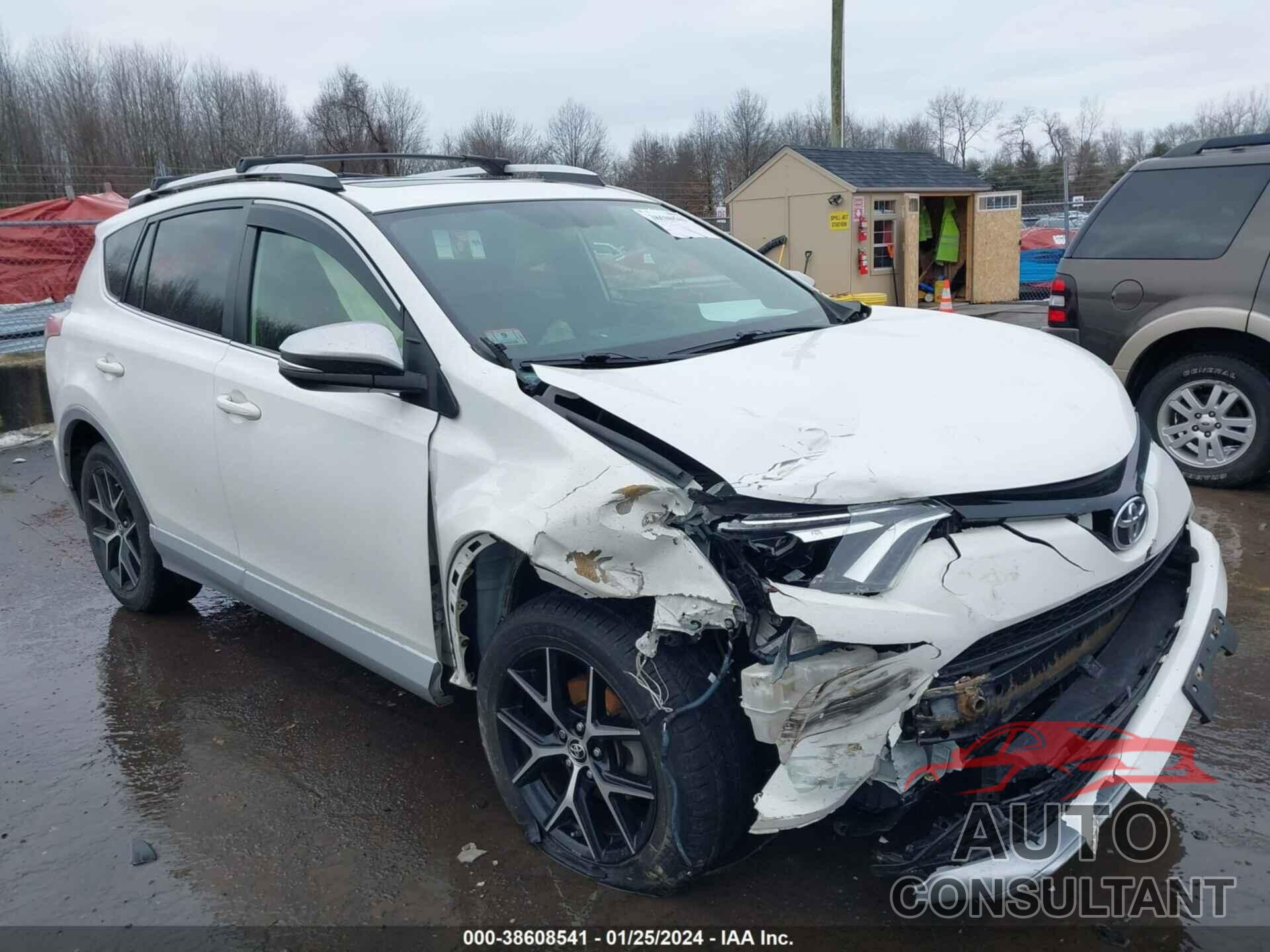 TOYOTA RAV4 2016 - JTMJFREV2GJ096732