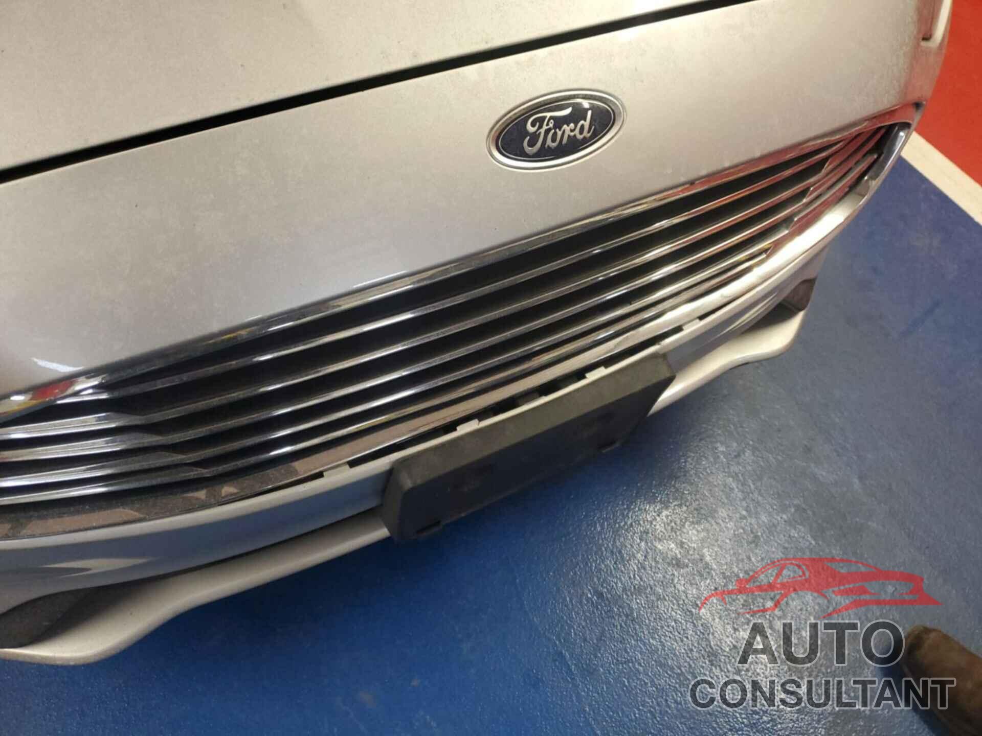 FORD FUSION 2019 - 3FA6P0T92KR219356