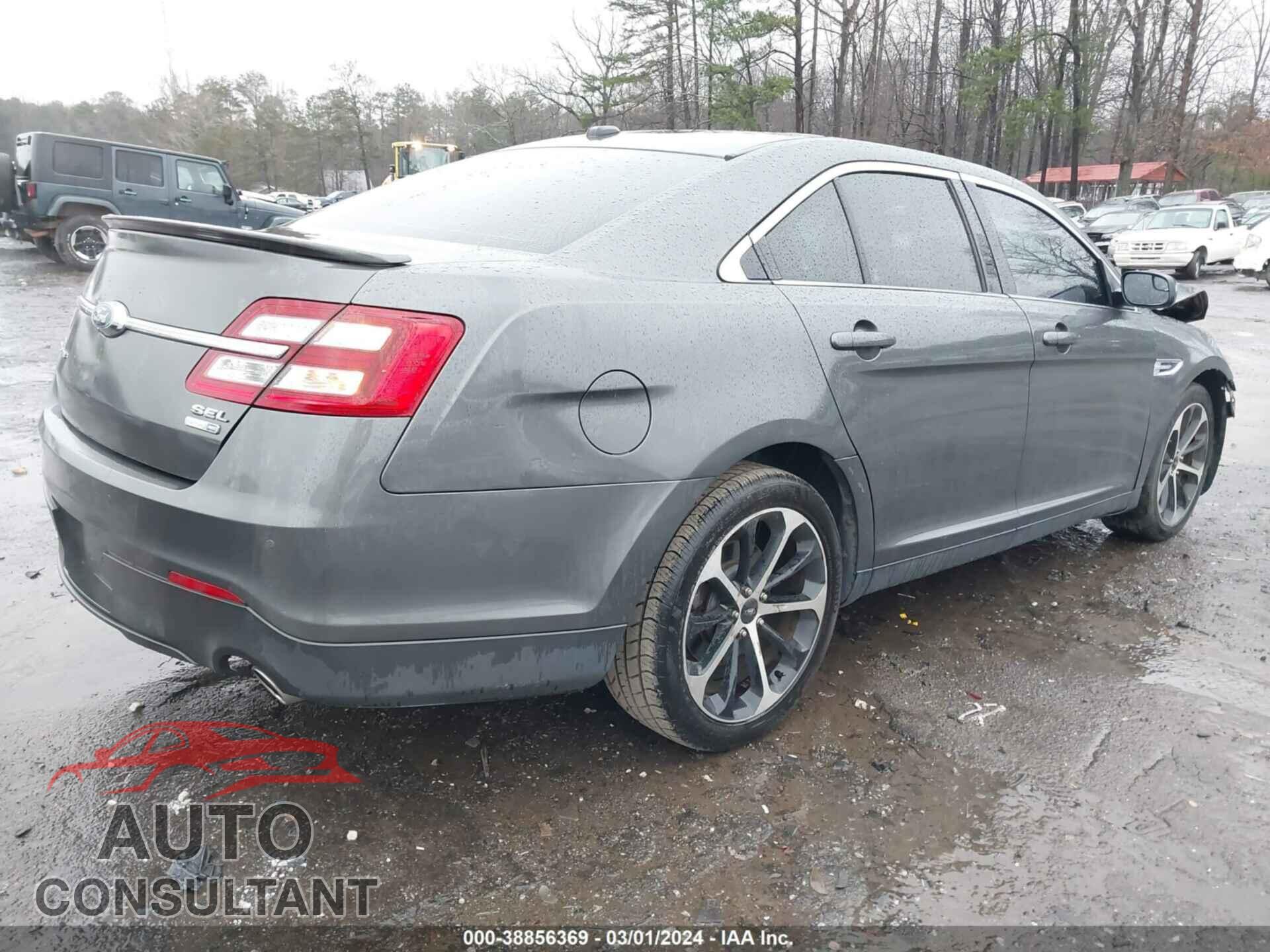 FORD TAURUS 2018 - 1FAHP2H82JG100068