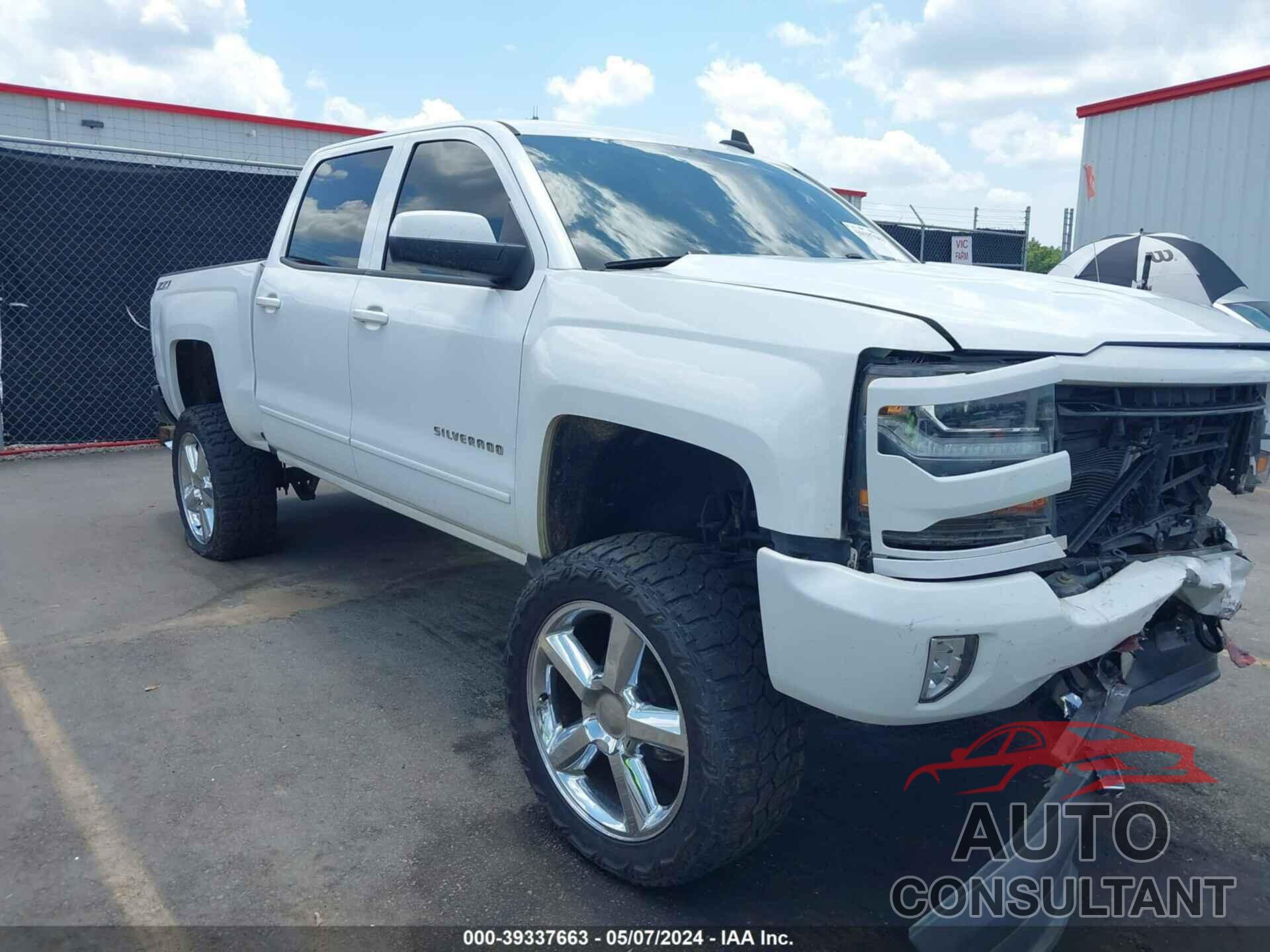 CHEVROLET SILVERADO 1500 2017 - 3GCUKRECXHG495348