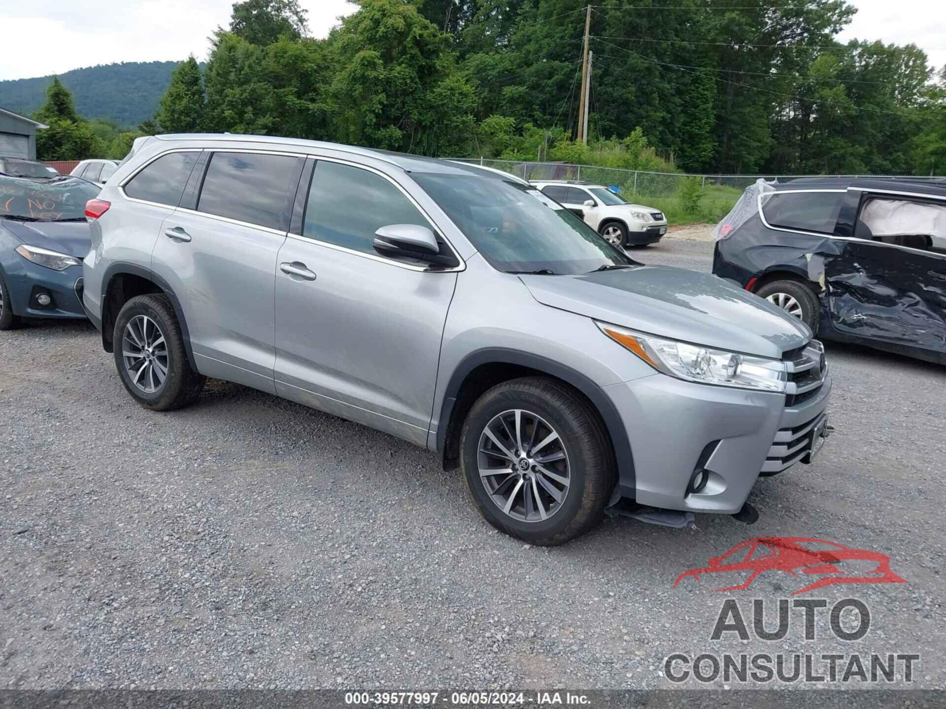 TOYOTA HIGHLANDER 2017 - 5TDJZRFH1HS419916