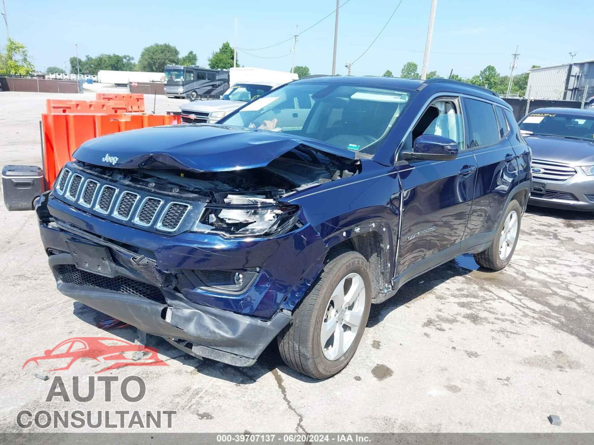 JEEP COMPASS 2018 - 3C4NJDBB5JT107638