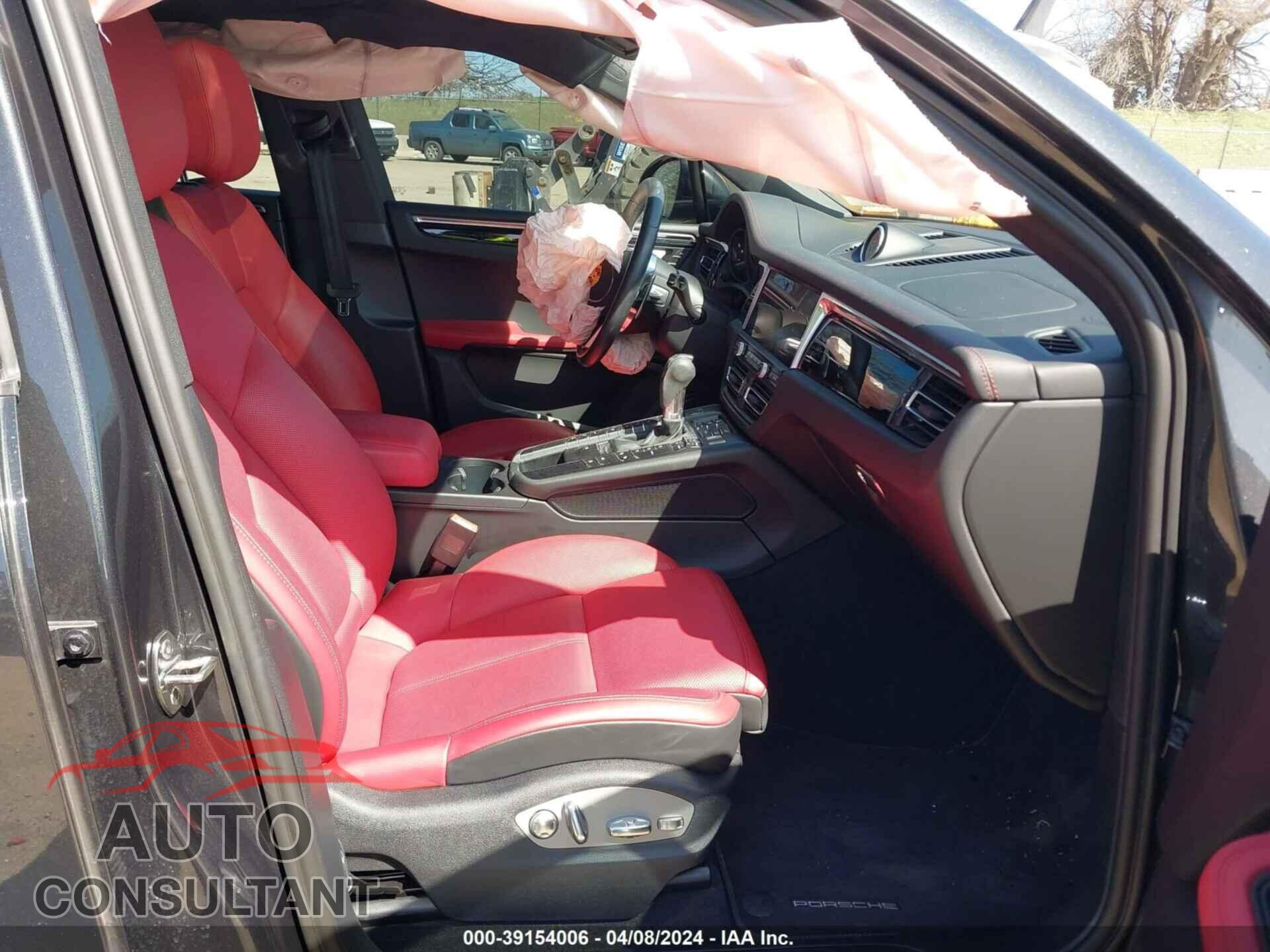 PORSCHE MACAN 2021 - WP1AA2A51MLB14485