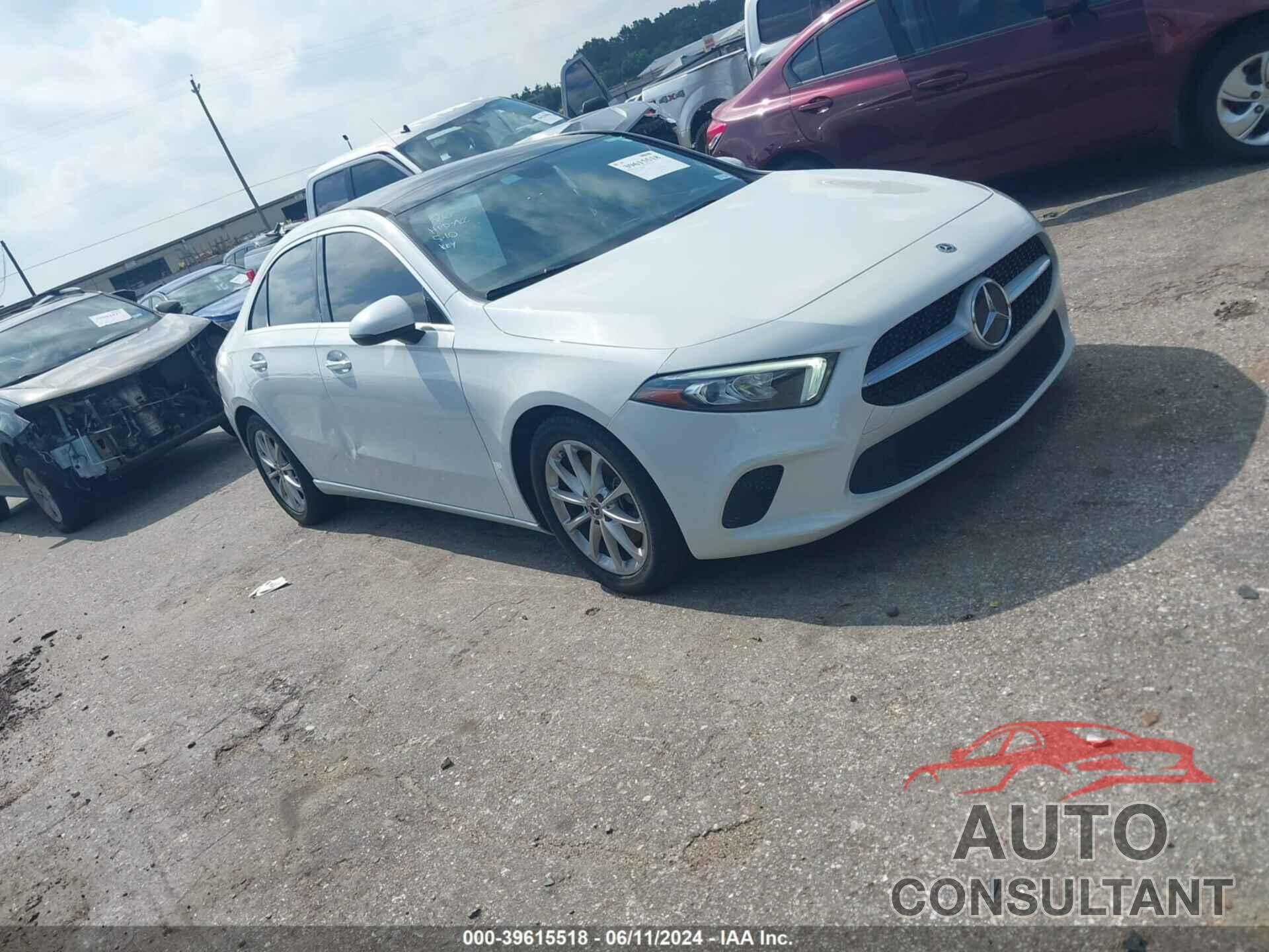 MERCEDES-BENZ A 220 2020 - WDD3G4EB9LW039381