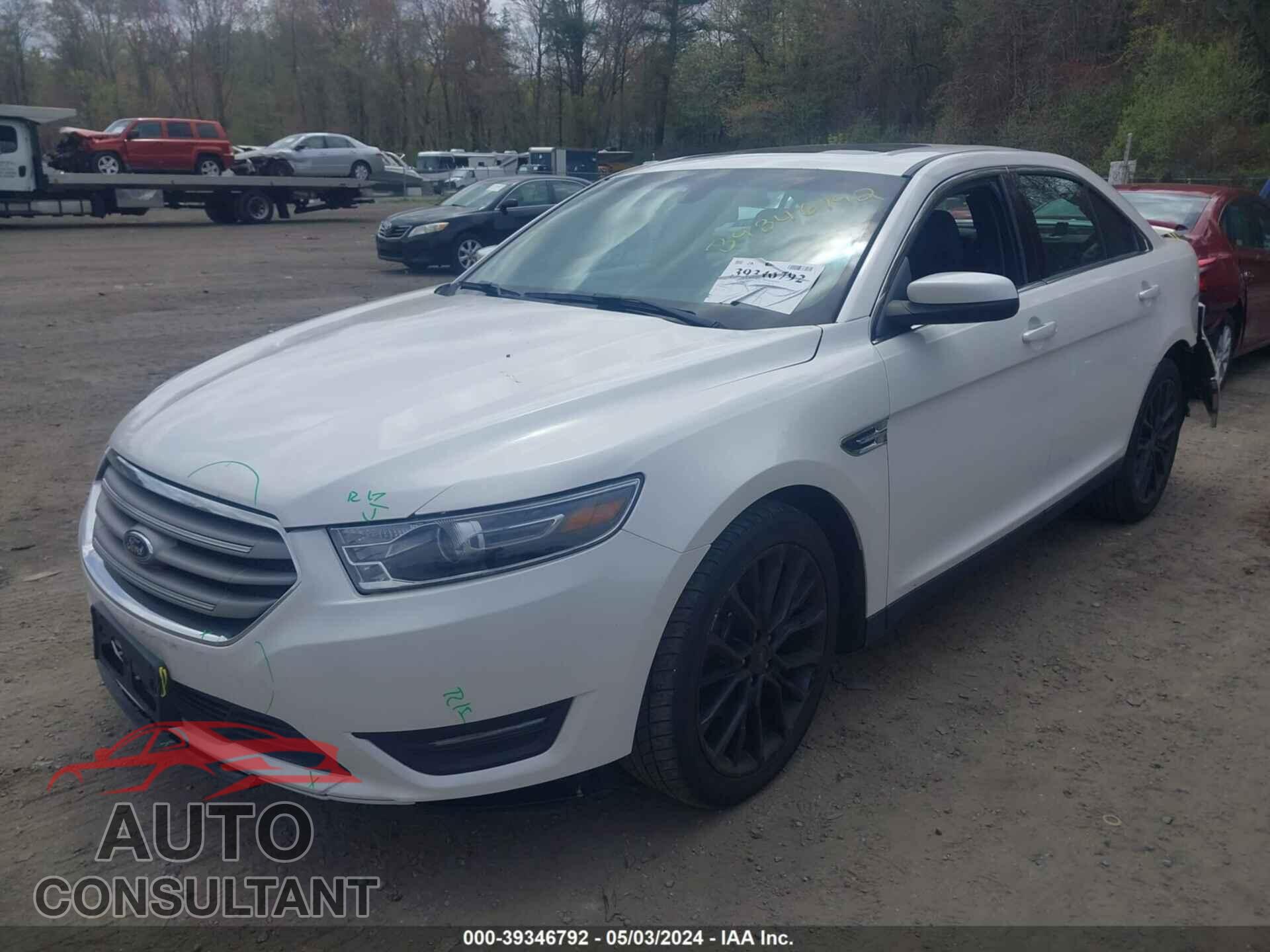 FORD TAURUS 2017 - 1FAHP2H80HG124962