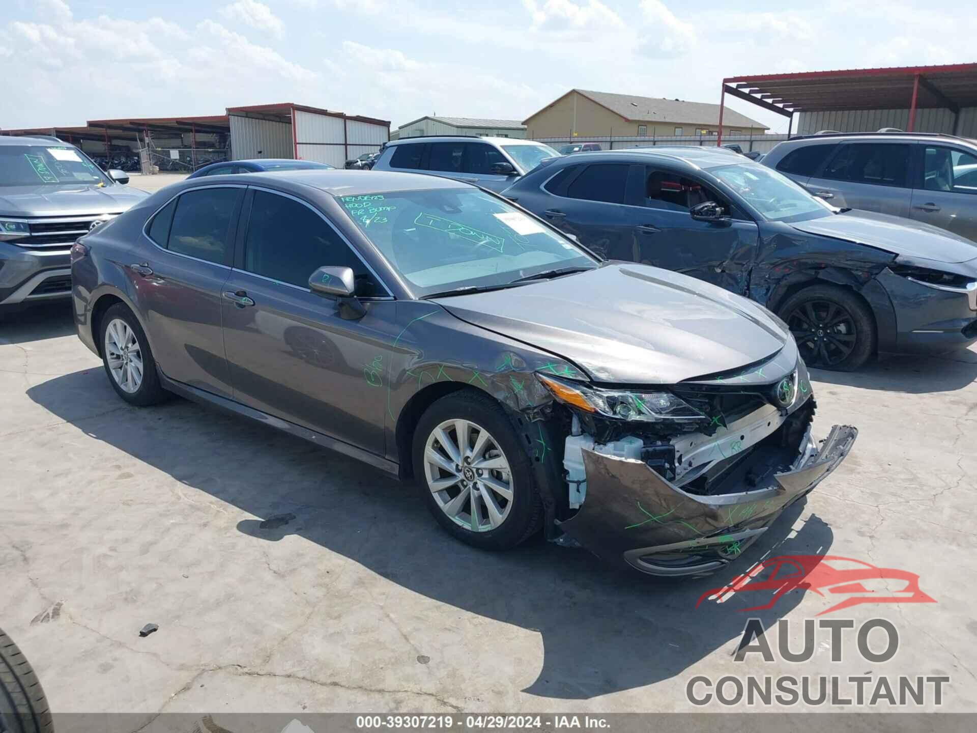 TOYOTA CAMRY 2023 - 4T1C11AKXPU823016