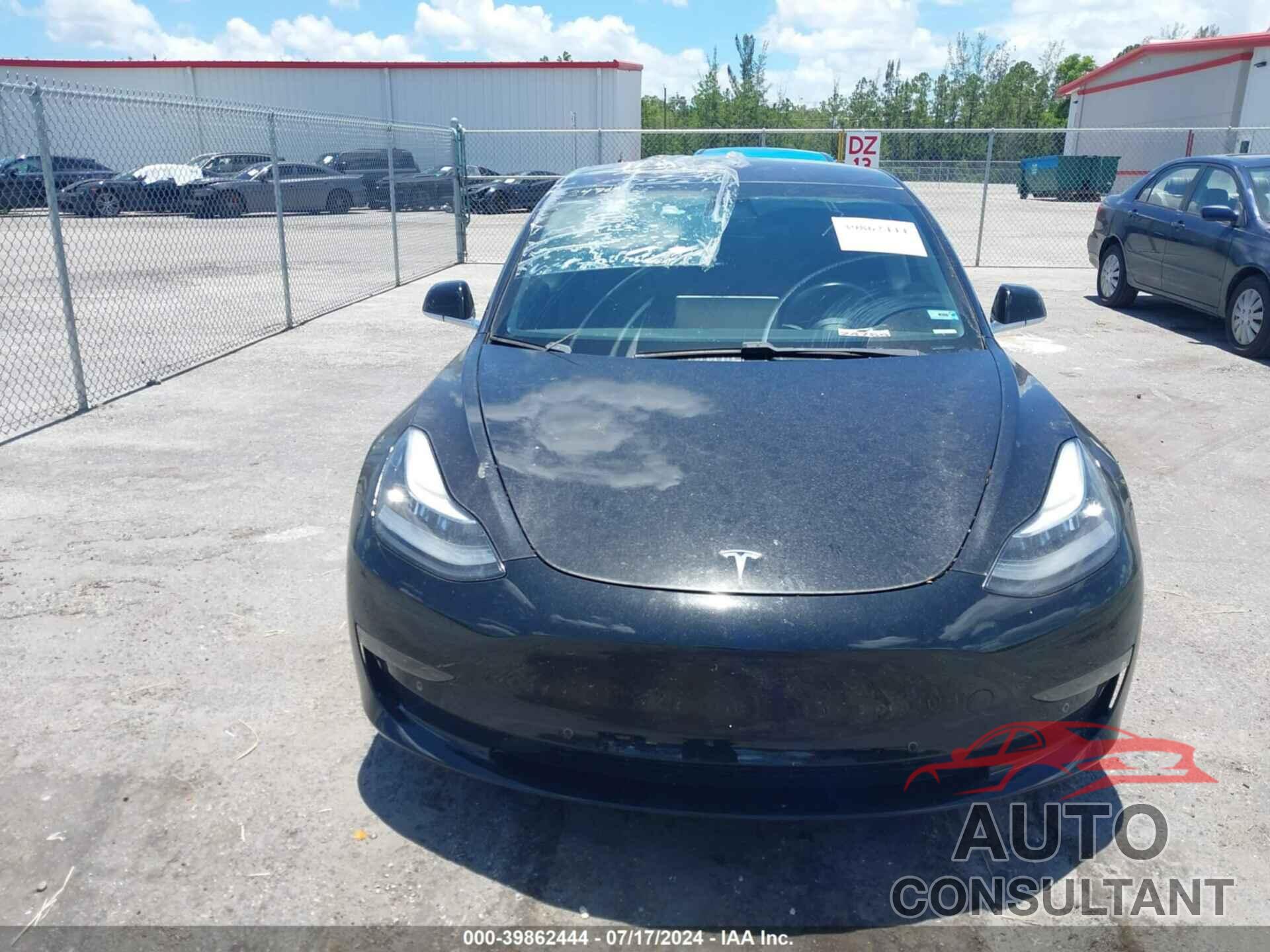 TESLA MODEL 3 2018 - 5YJ3E1EA1JF173115