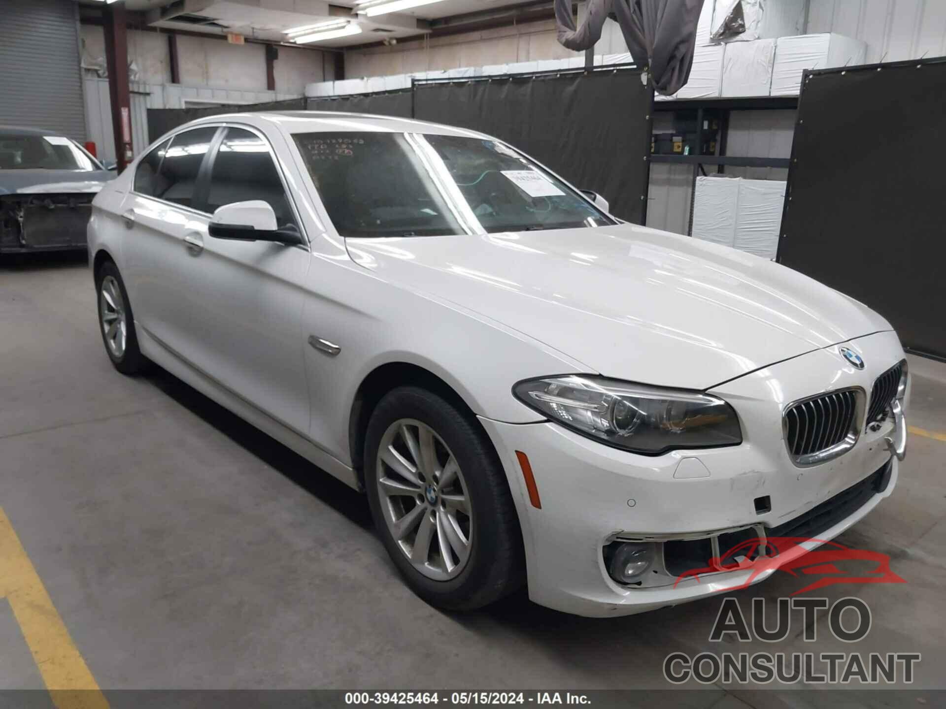 BMW 528I 2016 - WBA5A5C58GG350272