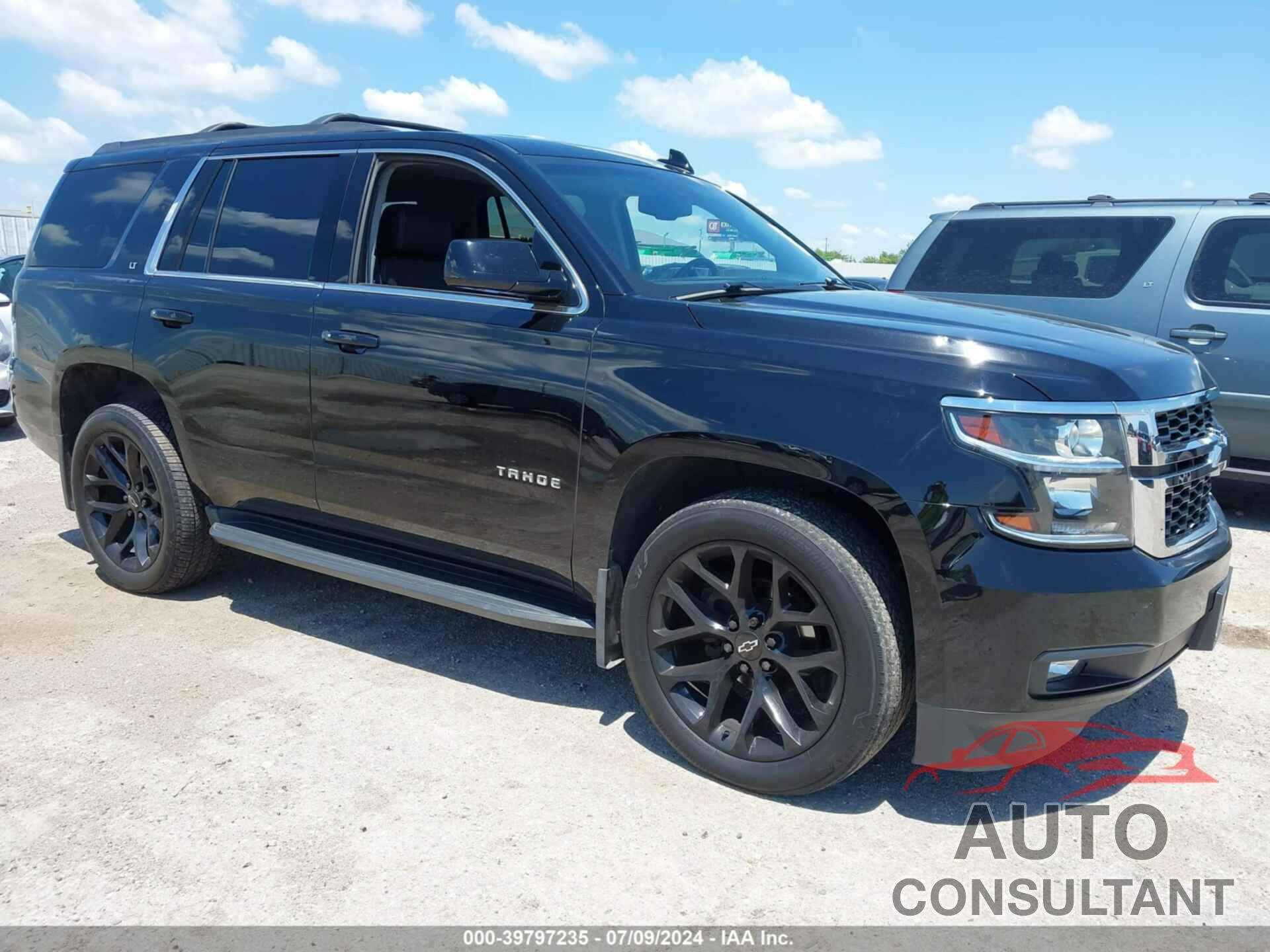 CHEVROLET TAHOE 2018 - 1GNSKBKC6JR172253