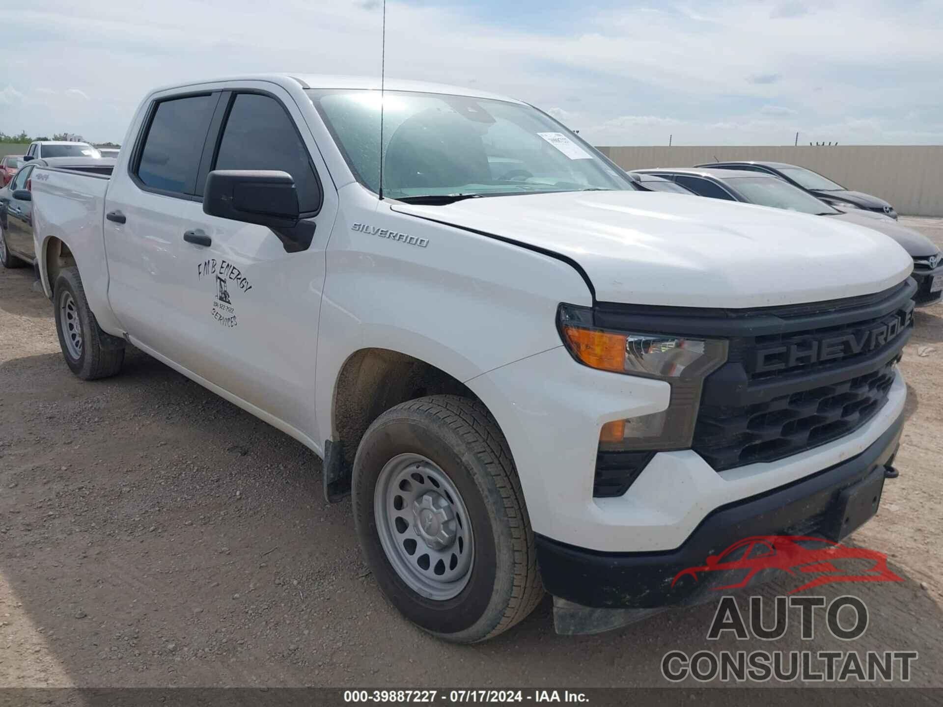 CHEVROLET SILVERADO 1500 2023 - 2GCUDAED6P1108726