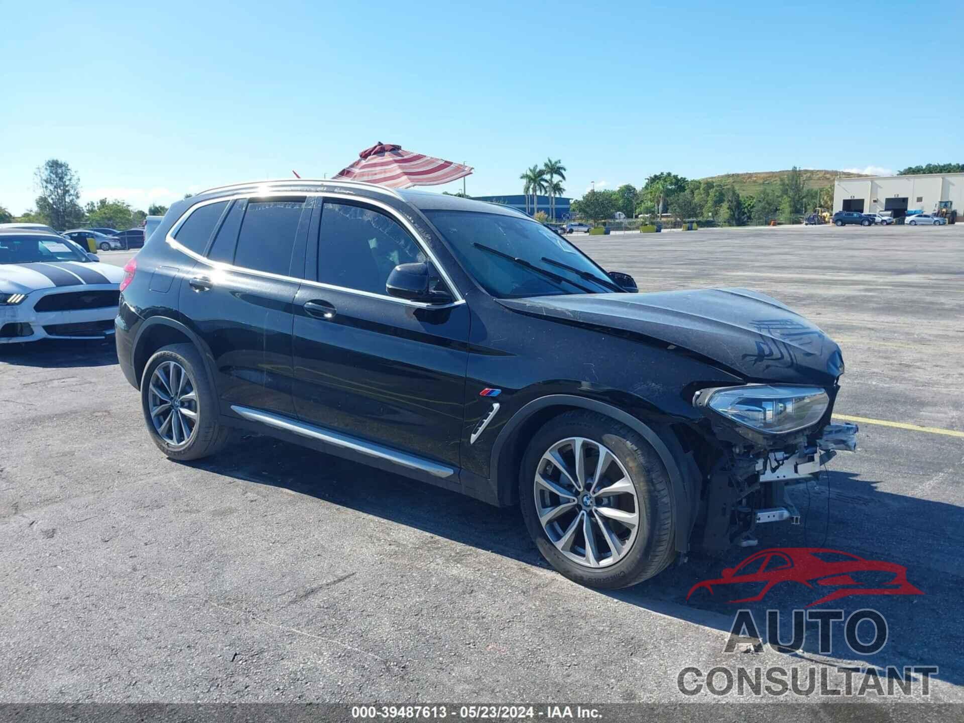 BMW X3 2019 - 5UXTR7C50KLF29776