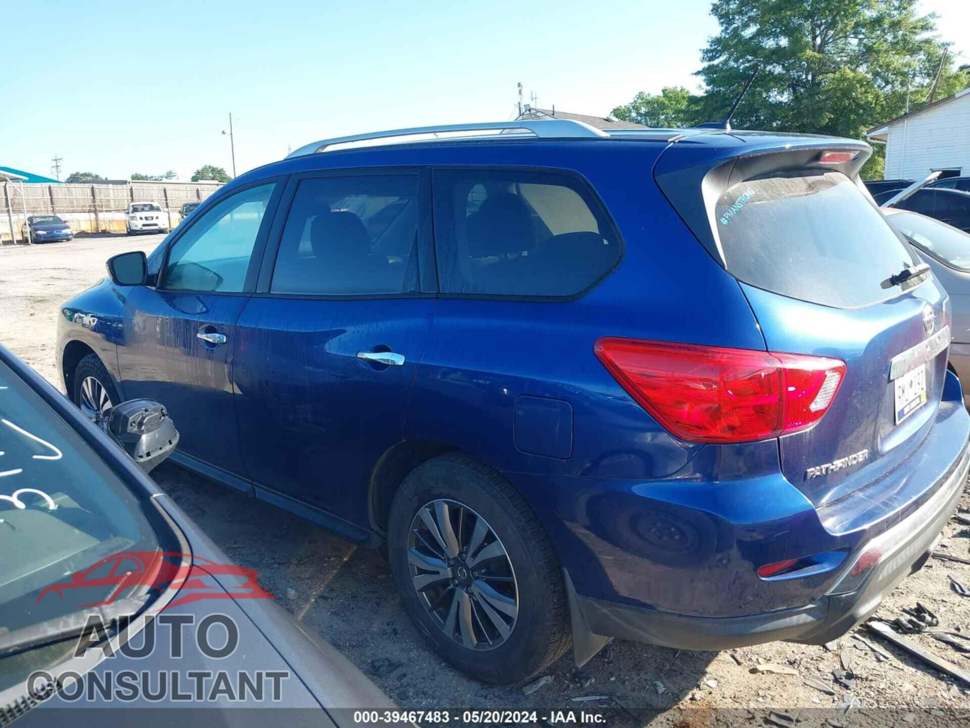 NISSAN PATHFINDER 2018 - 5N1DR2MN9JC670103
