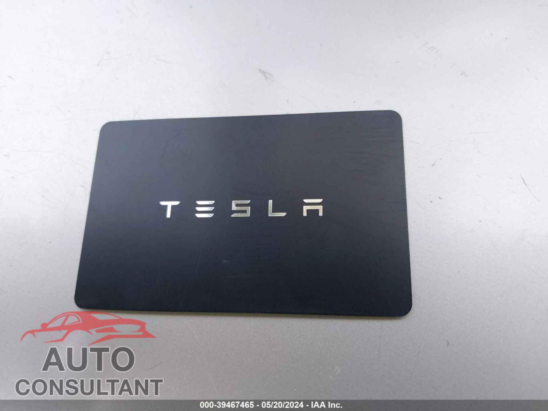 TESLA MODEL 3 2019 - 5YJ3E1EB8KF388680