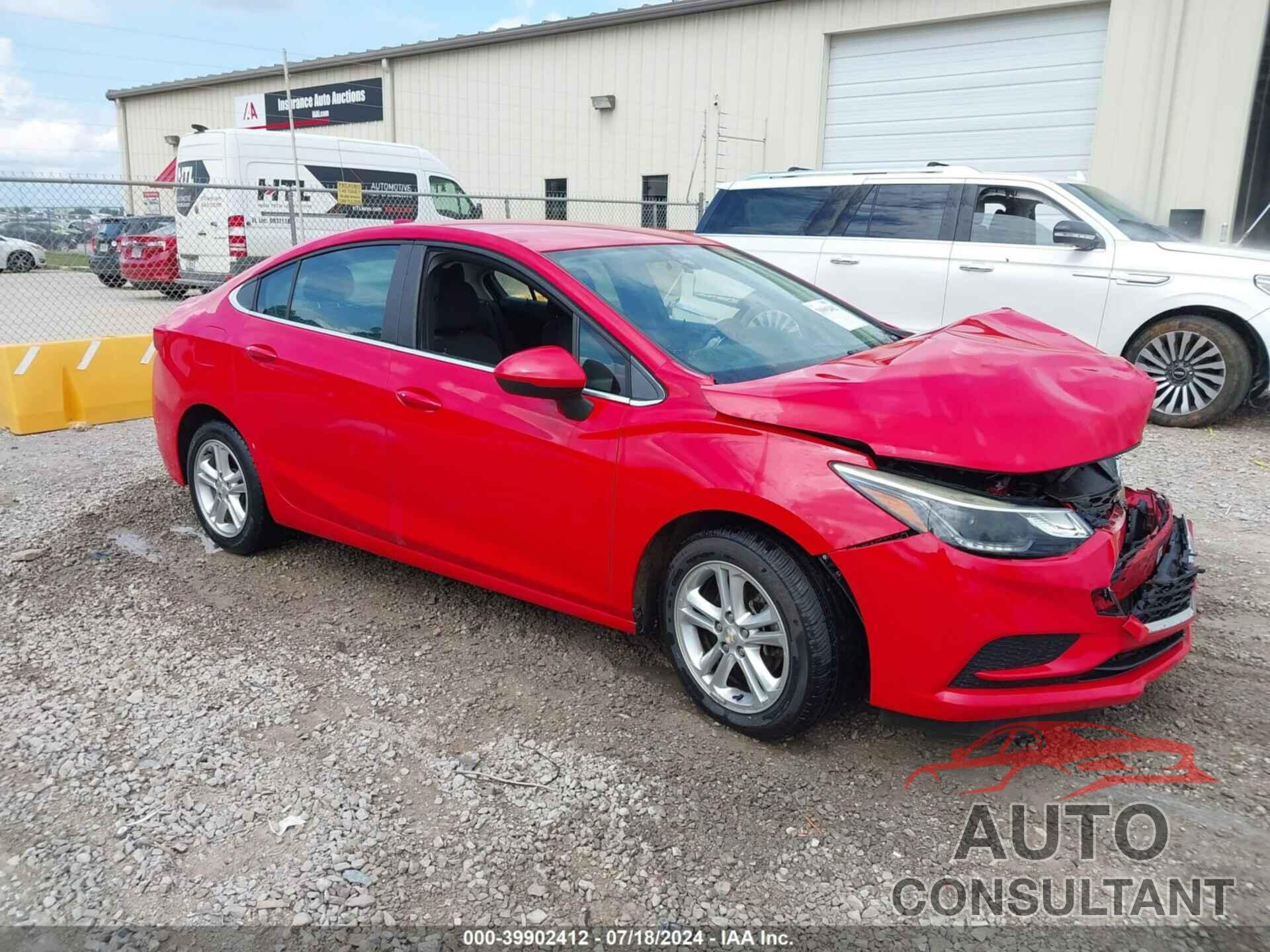 CHEVROLET CRUZE 2017 - 1G1BE5SM2H7191875