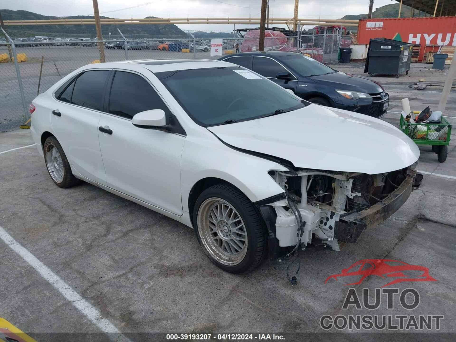 TOYOTA CAMRY 2016 - 4T1BF1FK2GU531477