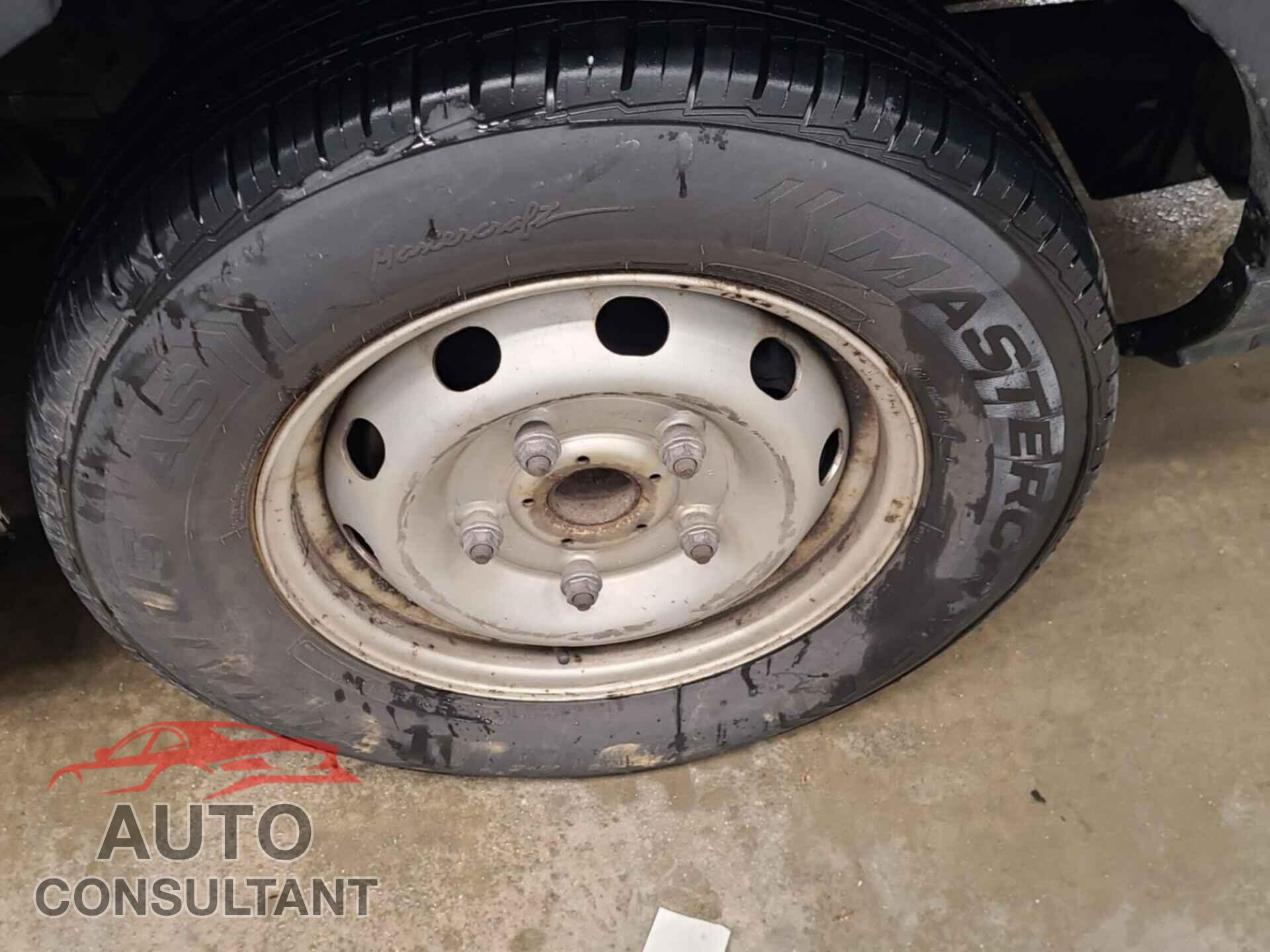 FORD TRANSIT 2019 - 1FTYR2CM1KKA41005