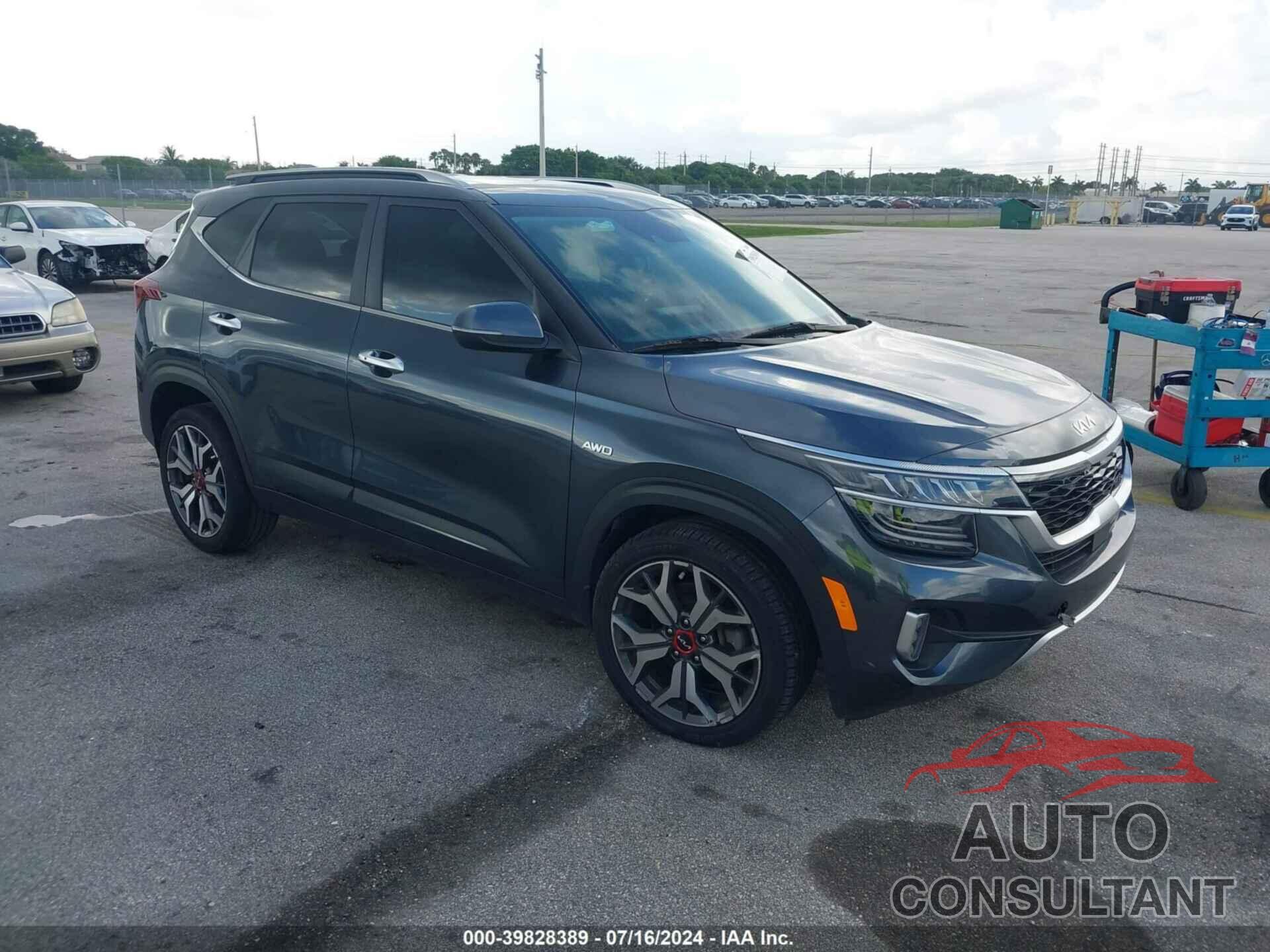 KIA SELTOS 2022 - KNDETCA28N7317490