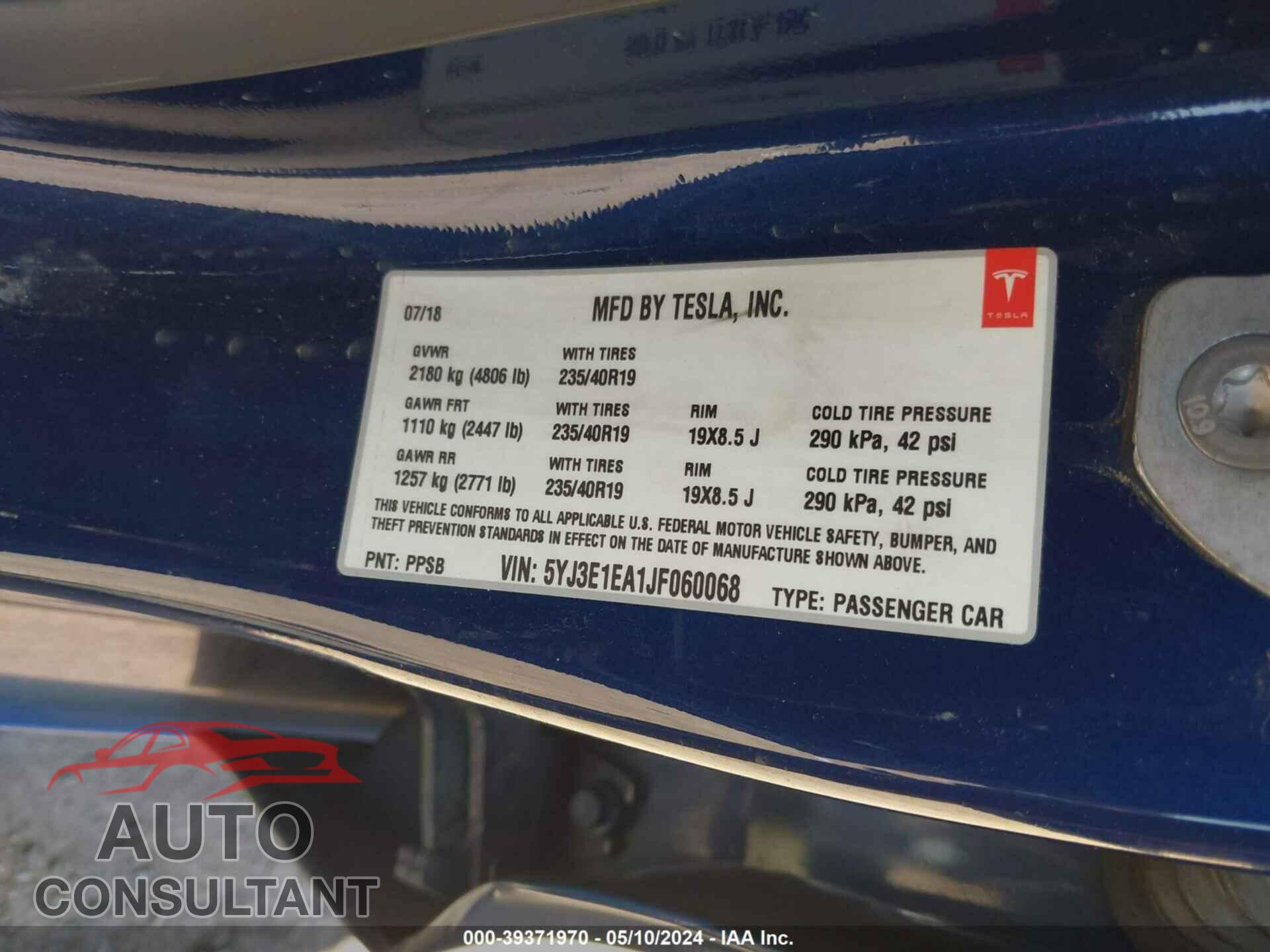 TESLA MODEL 3 2018 - 5YJ3E1EA1JF060068