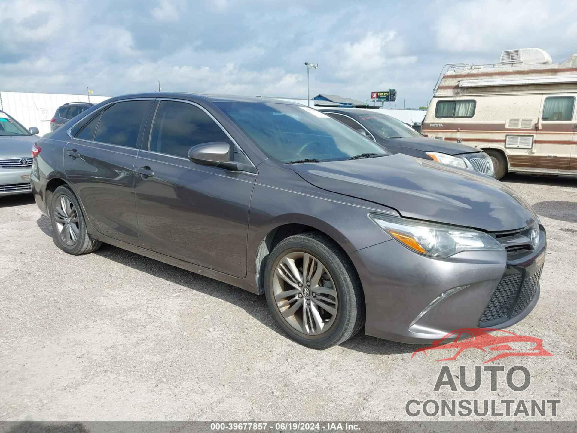 TOYOTA CAMRY 2017 - 4T1BF1FK2HU272538