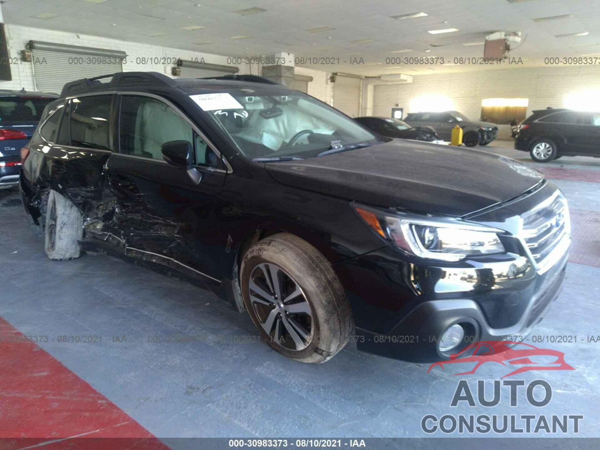 SUBARU OUTBACK 2019 - 4S4BSENC0K3390176