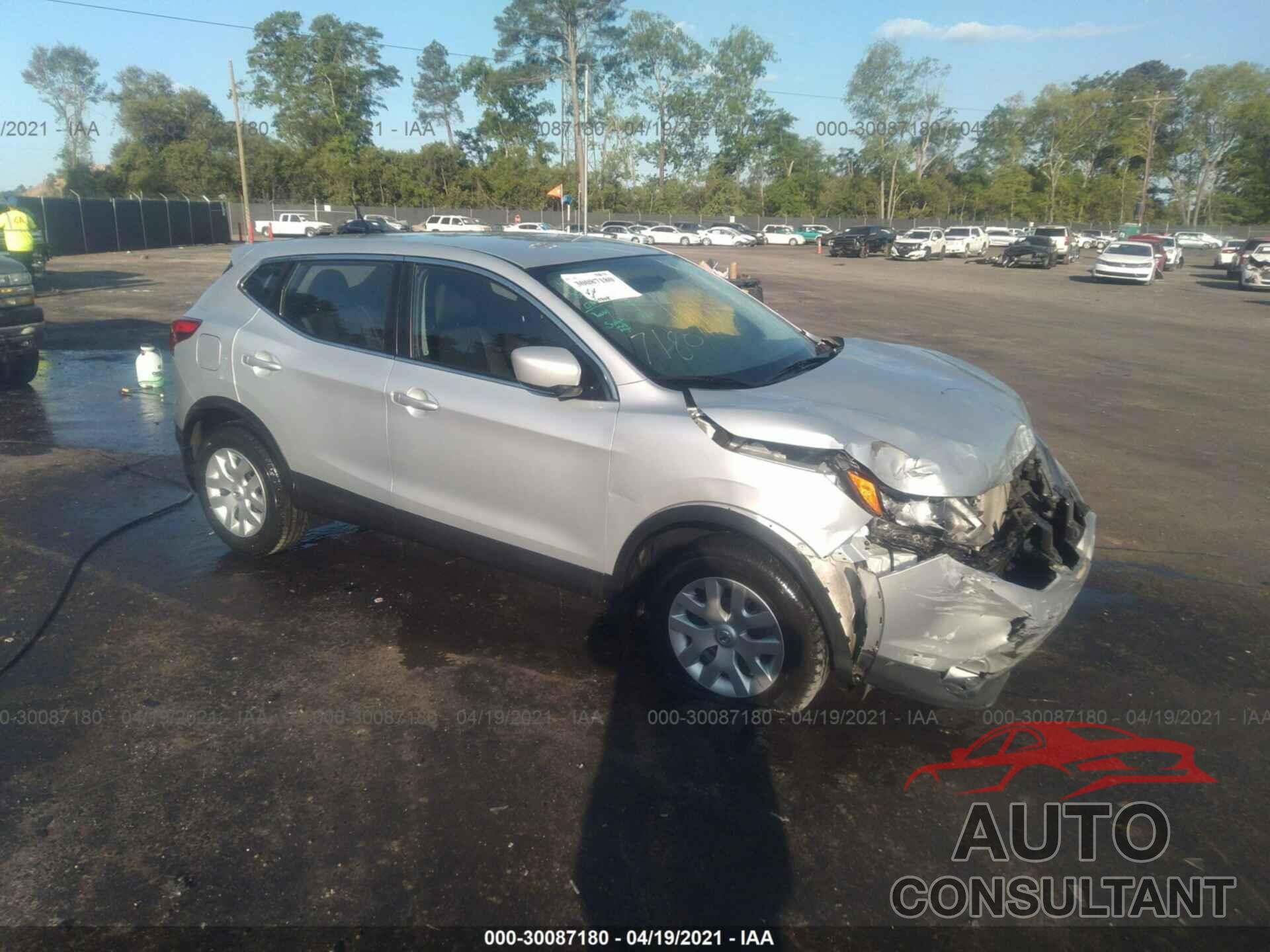 NISSAN ROGUE SPORT 2018 - JN1BJ1CP2JW104348