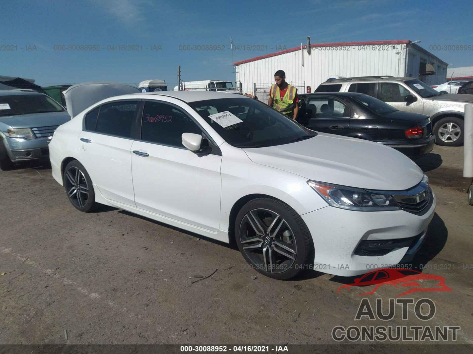 HONDA ACCORD SEDAN 2017 - 1HGCR2F15HA061365