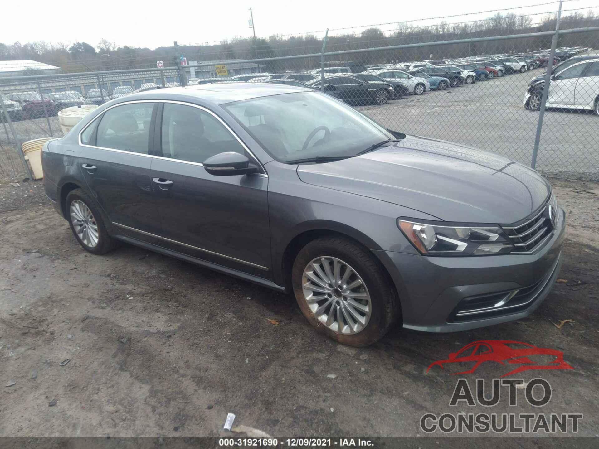 VOLKSWAGEN PASSAT 2016 - 1VWBS7A32GC007445