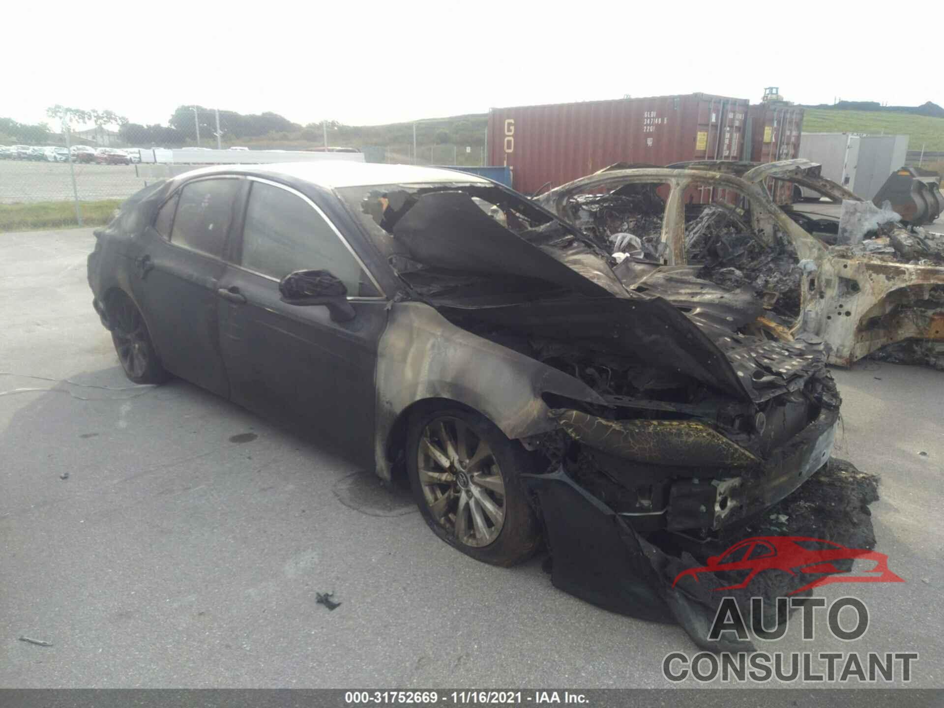 TOYOTA CAMRY 2019 - 4T1B11HK2KU256066