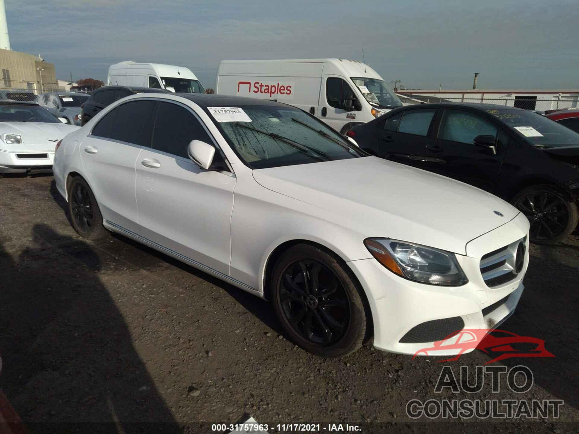 MERCEDES-BENZ C-CLASS 2018 - 55SWF4JB3JU238328