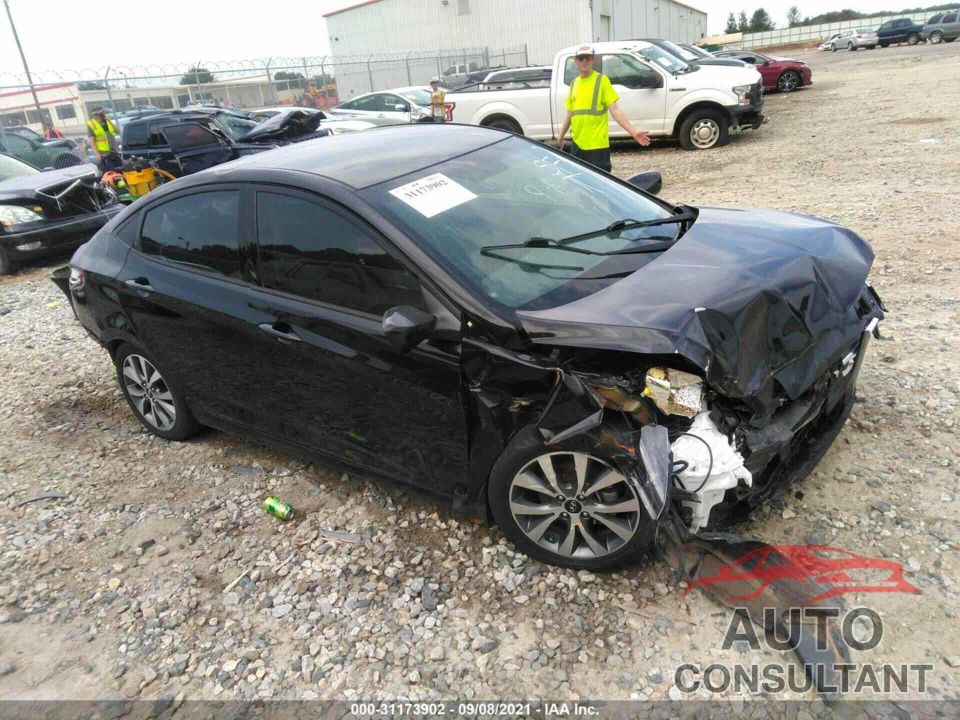 HYUNDAI ACCENT 2017 - KMHCT4AE8HU337411