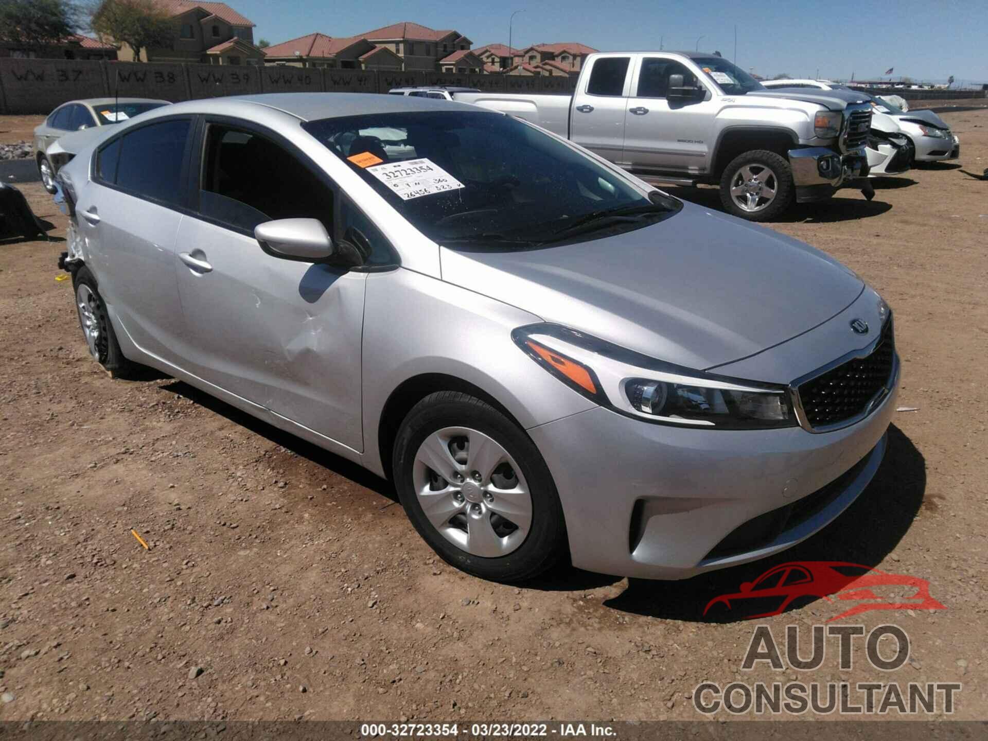 KIA FORTE 2018 - 3KPFK4A72JE218778