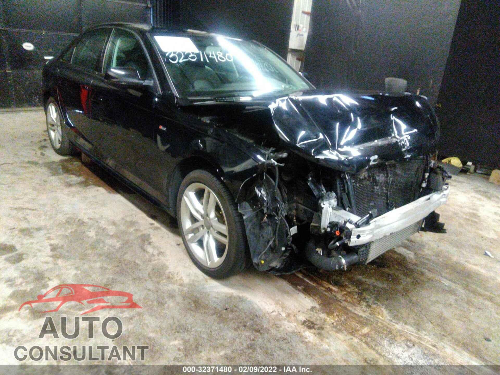 AUDI A4 2016 - WAUBFAFL5GN012542