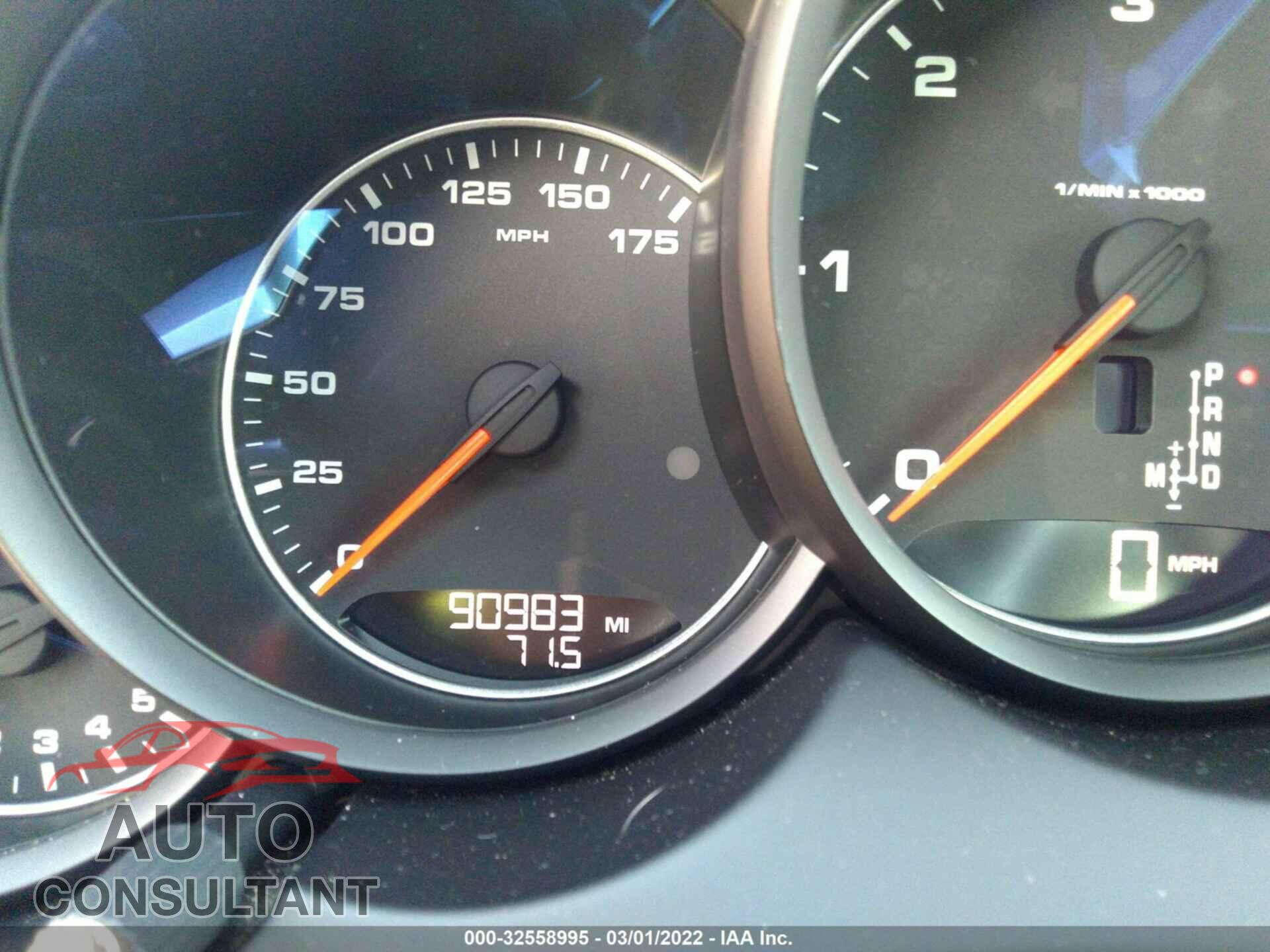 PORSCHE CAYENNE 2016 - WP1AF2A26GLA40055