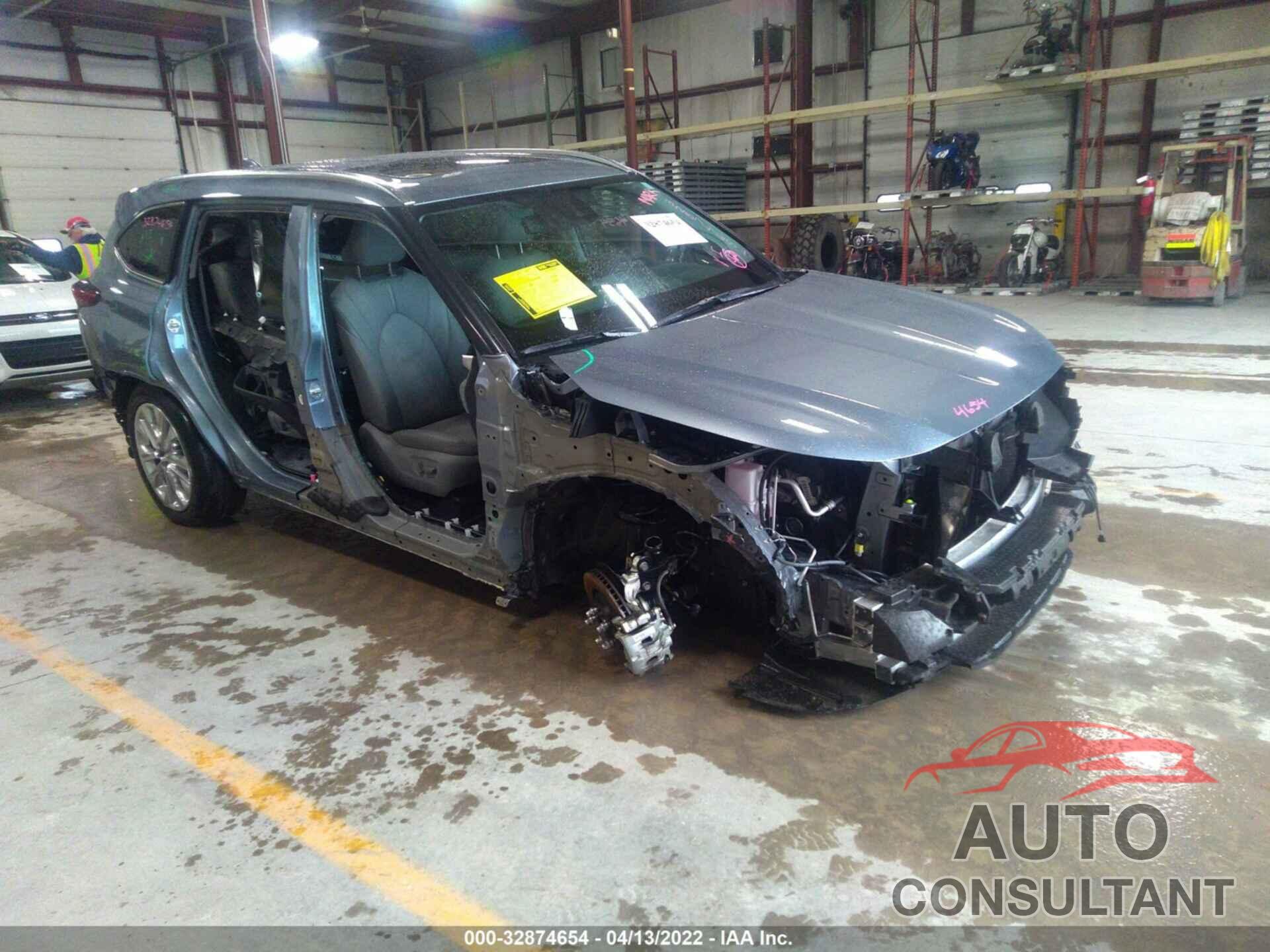 TOYOTA HIGHLANDER 2020 - 5TDDZRBH2LS051578