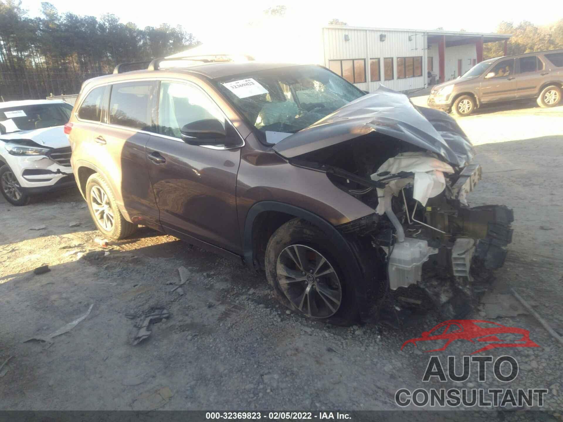 TOYOTA HIGHLANDER 2018 - 5TDZARFH6JS034805