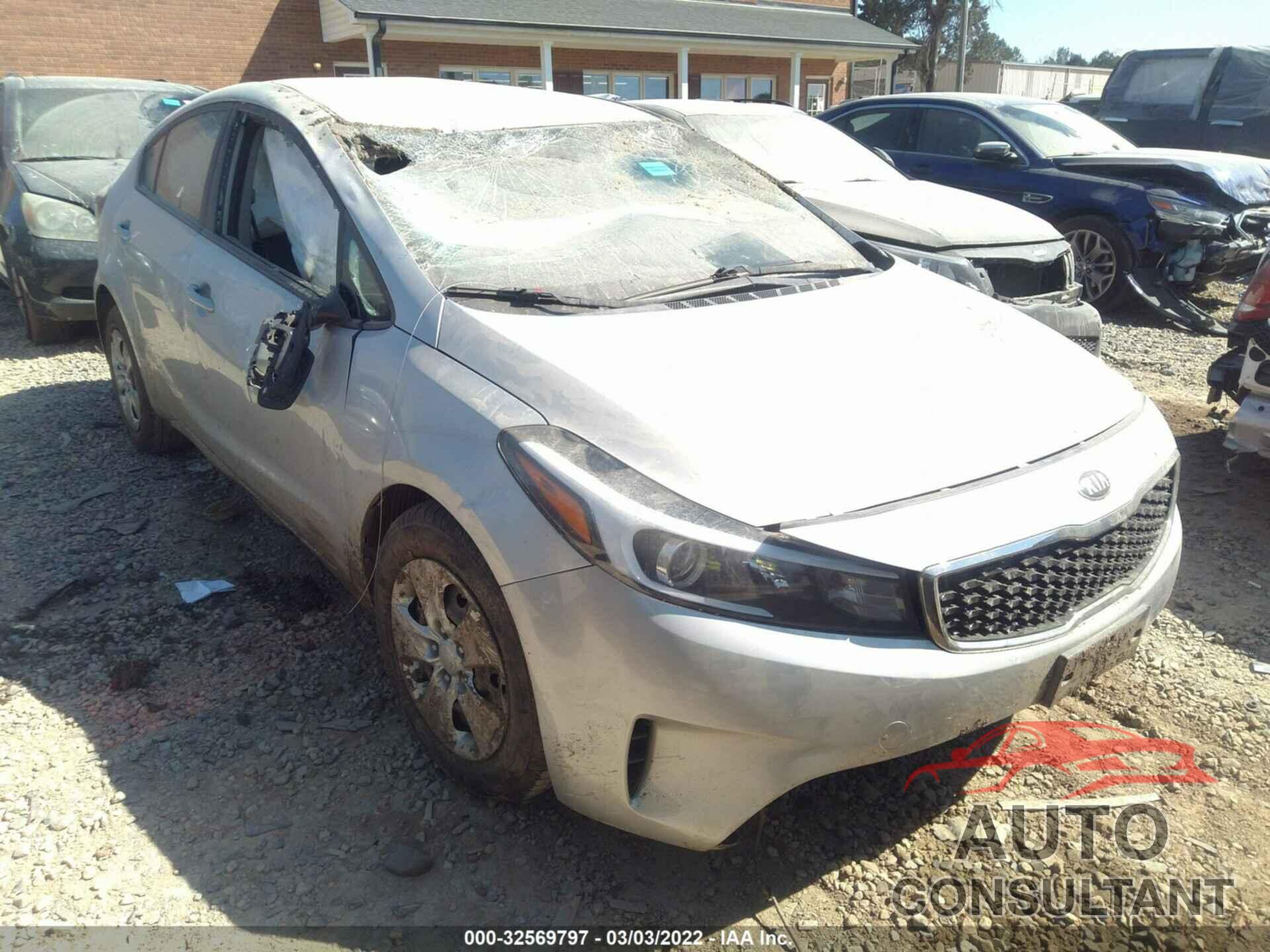 KIA FORTE 2017 - 3KPFK4A77HE012477