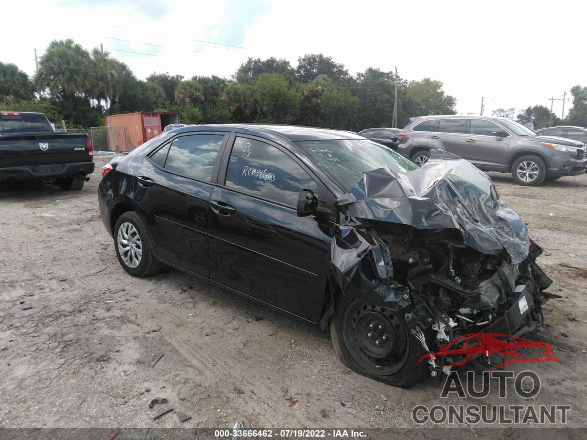 TOYOTA COROLLA 2018 - 2T1BURHE1JC005393