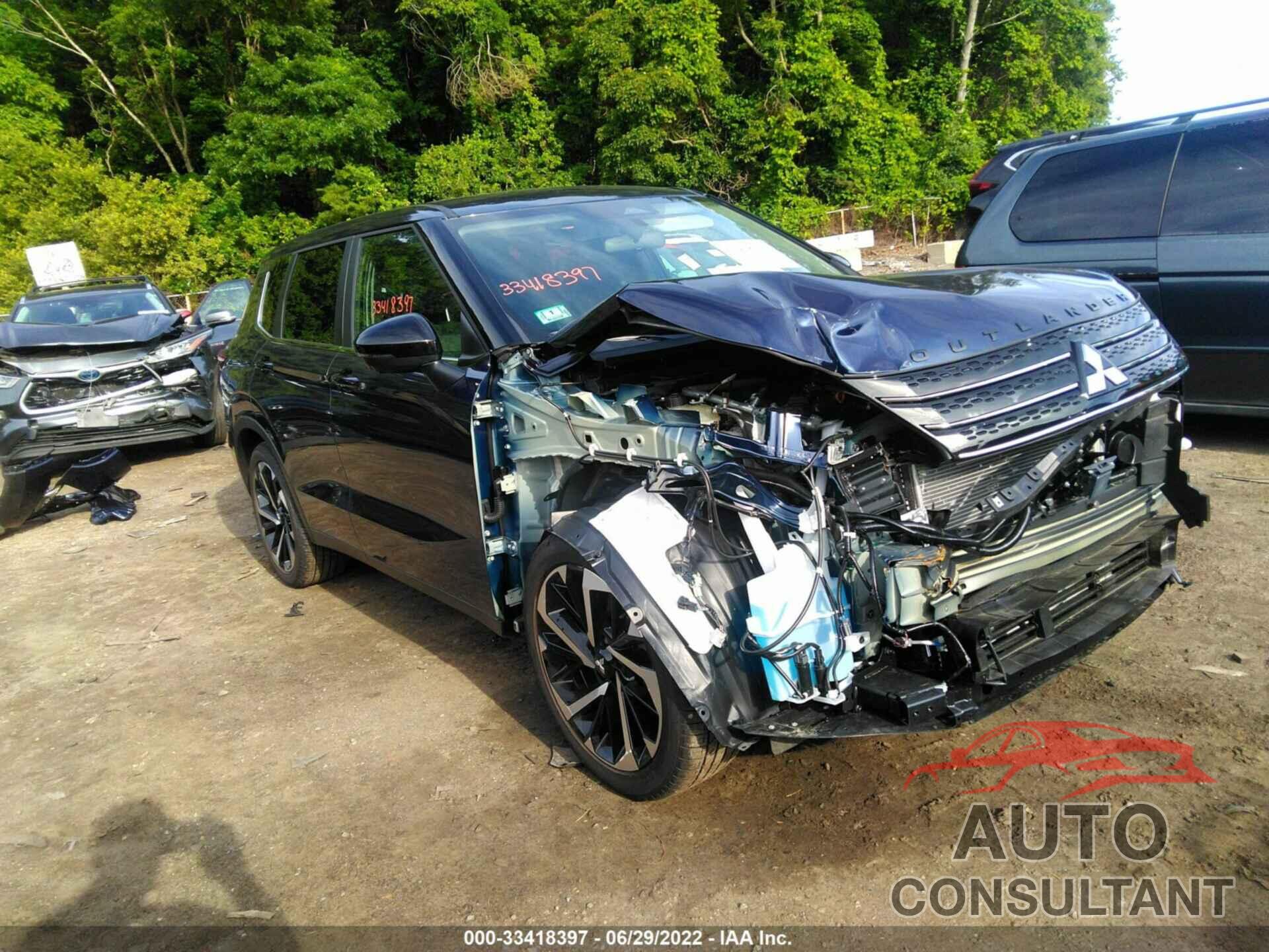 MITSUBISHI OUTLANDER 2022 - JA4J4UA82NZ038282