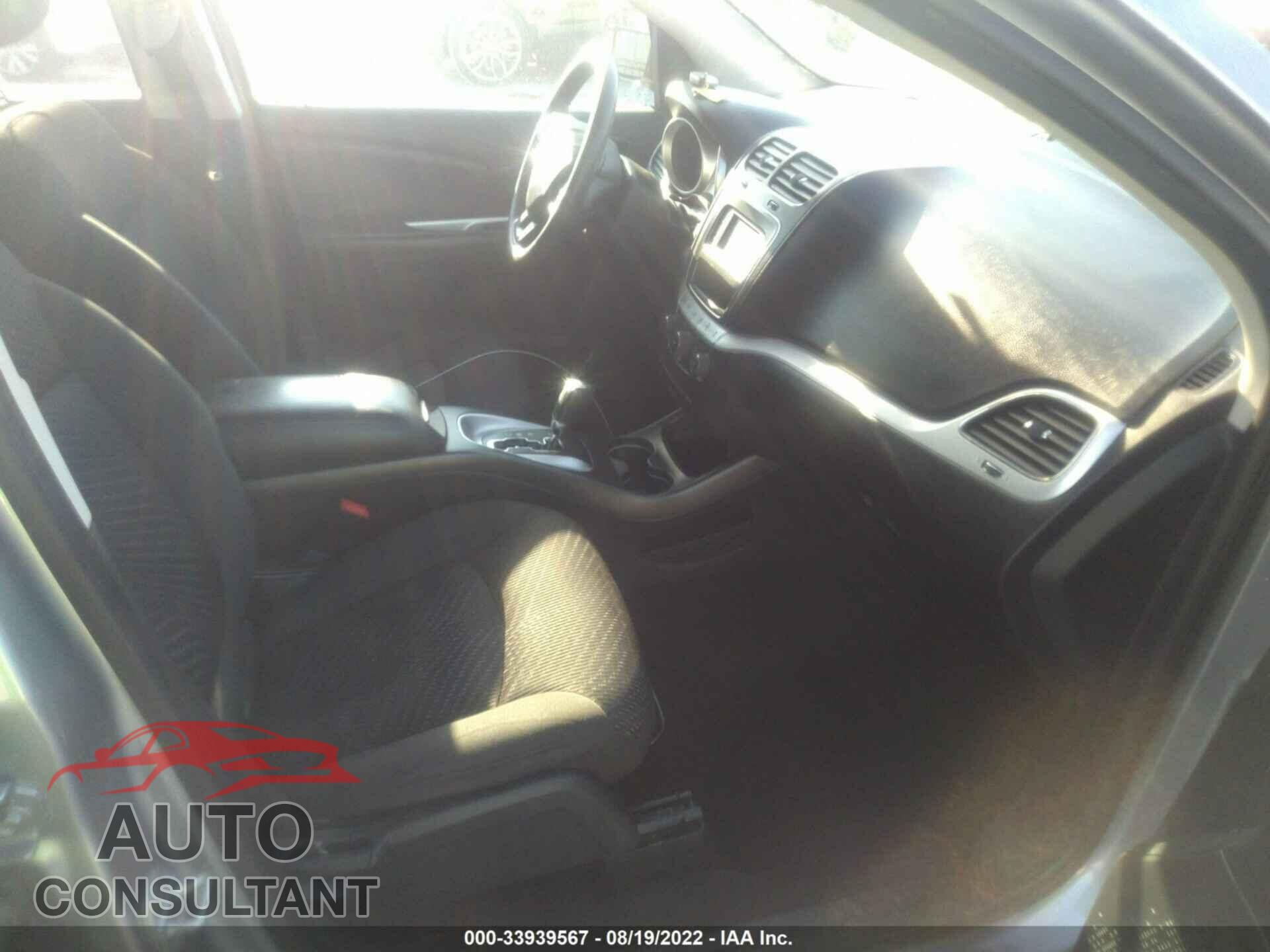 DODGE JOURNEY 2017 - 3C4PDCBG3HT526779