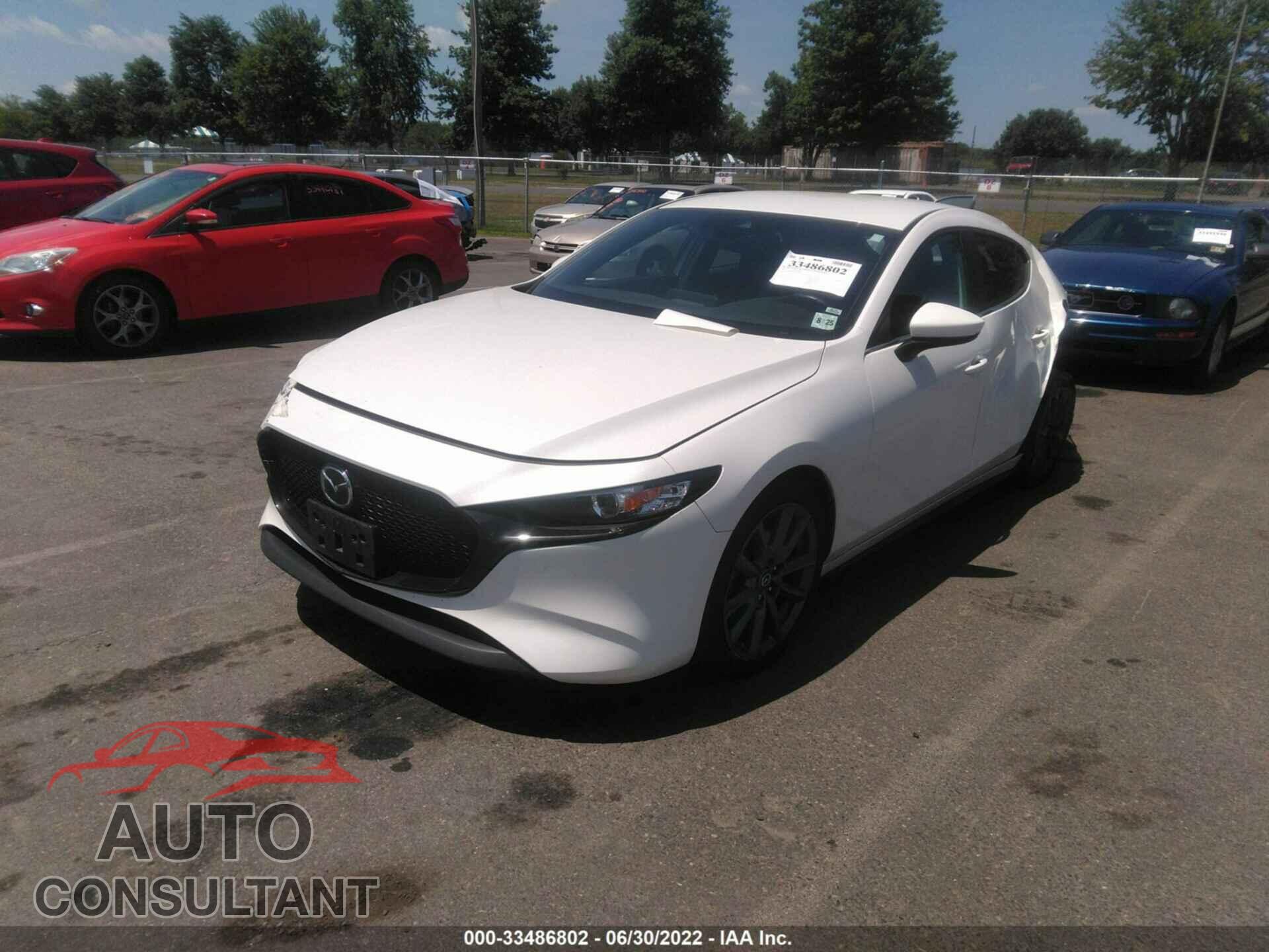 MAZDA MAZDA3 HATCHBACK 2020 - JM1BPBMM5L1174304