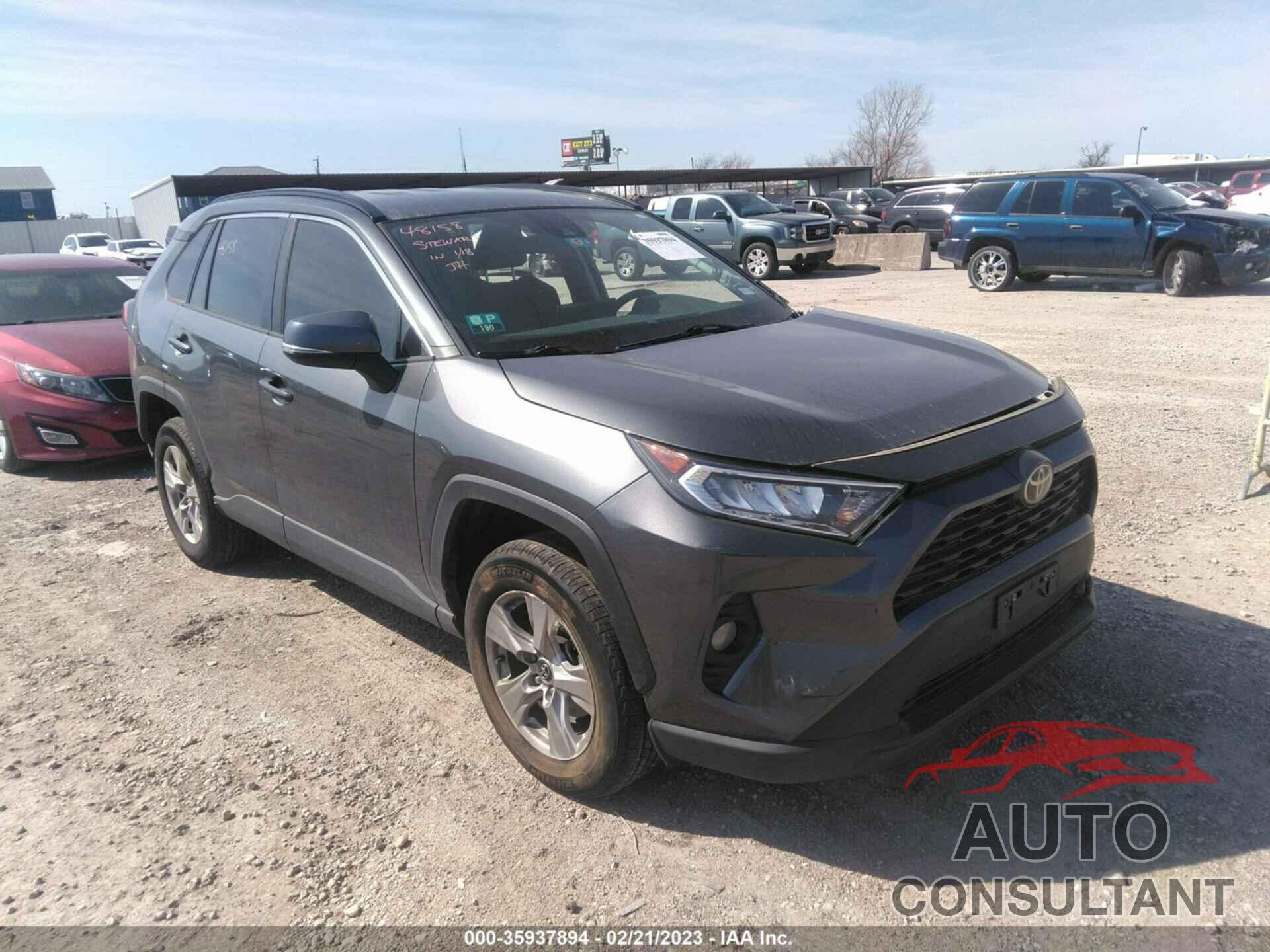 TOYOTA RAV4 2021 - 2T3W1RFV3MC107433