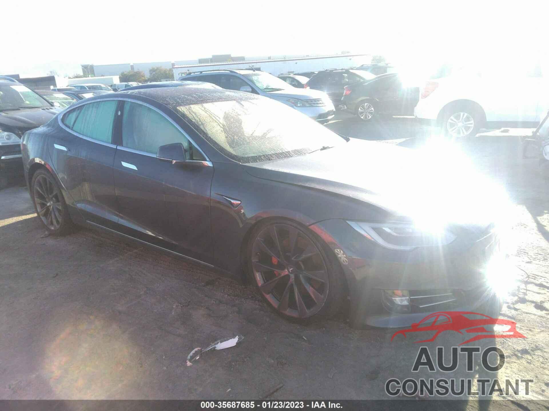 TESLA MODEL S 2020 - 5YJSA1E43LF401295